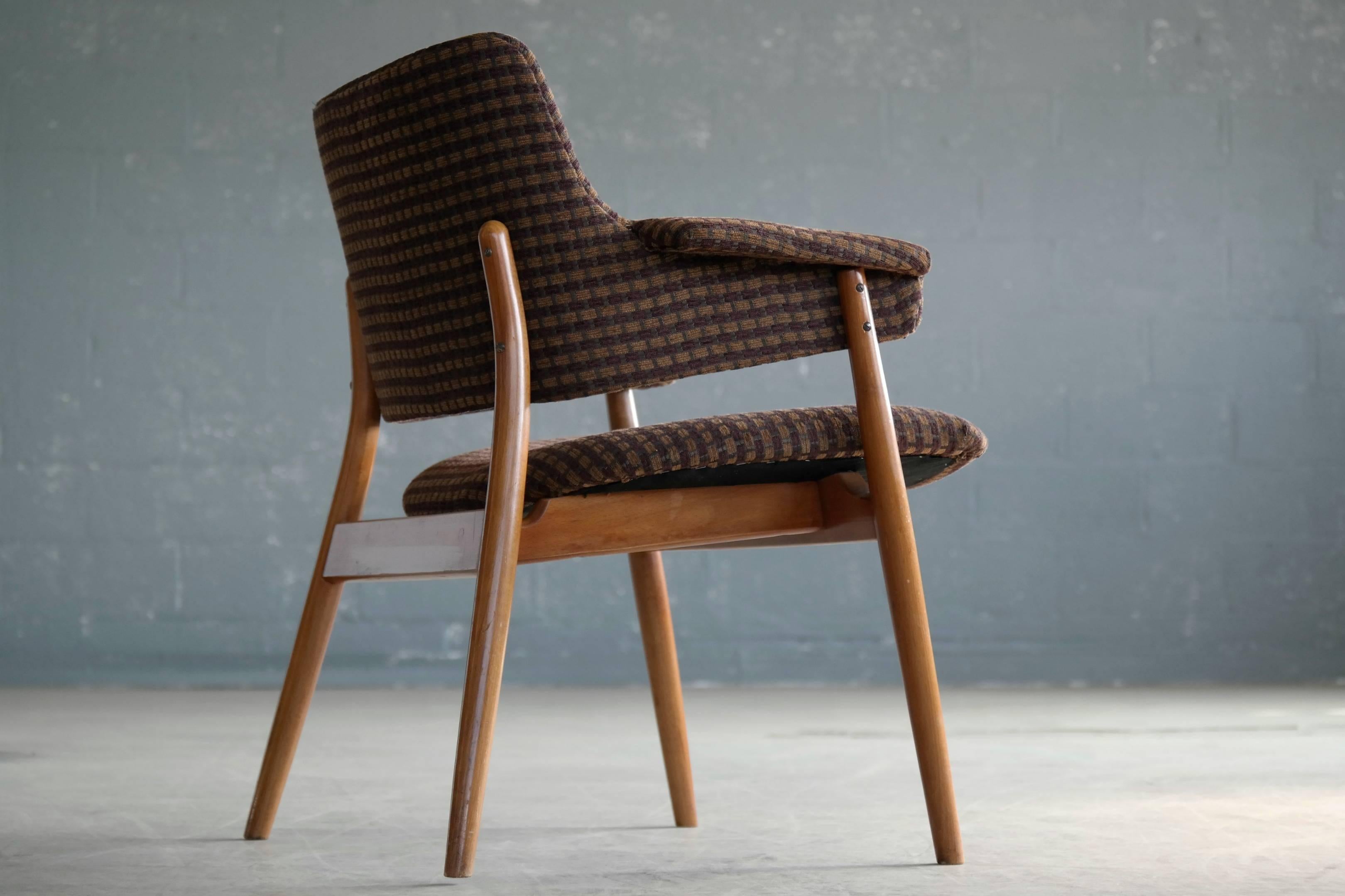 Mid-20th Century Hans Olsen Style Lounge or Accent Chair Danish, Midcentury