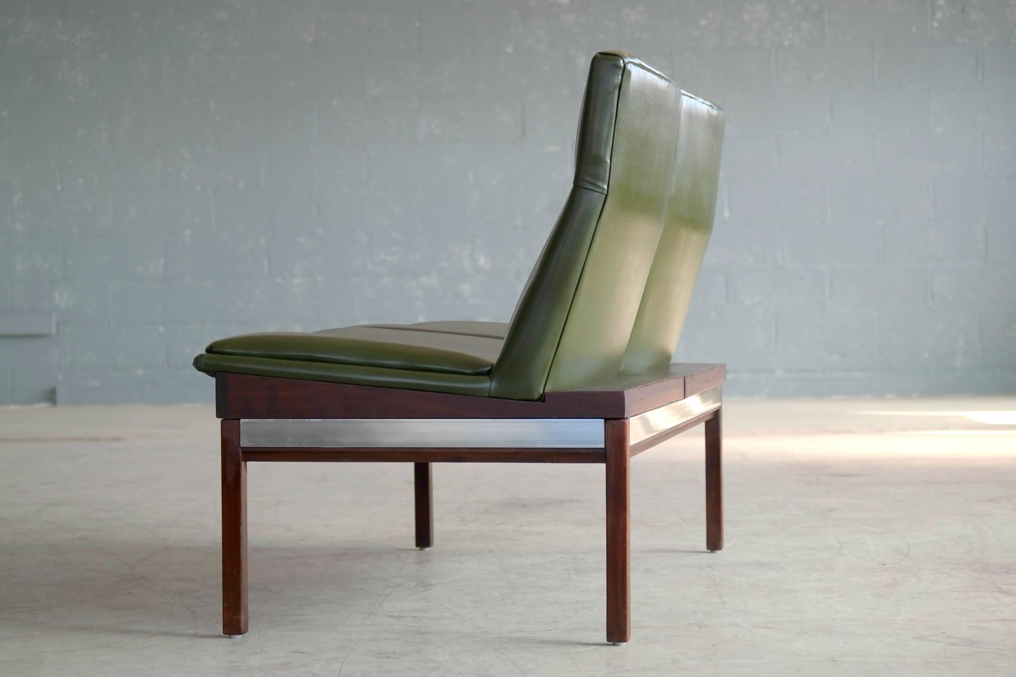 Arthur Umanoff Walnut and Aluminum Lounge Chair for Madison Furniture, 1950s 1