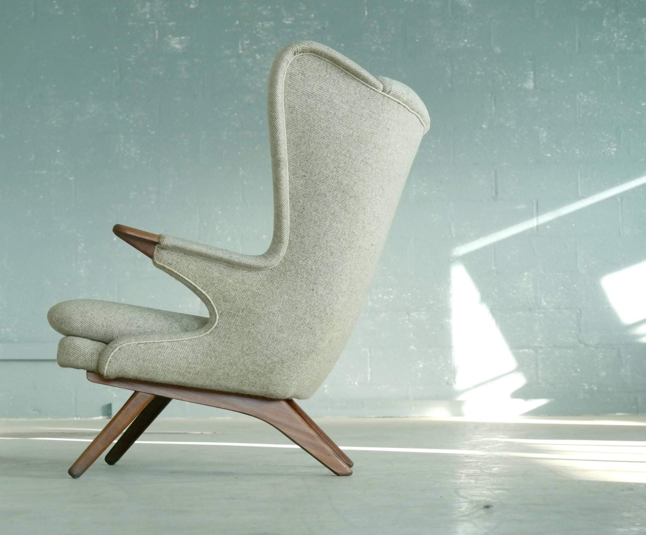 Mid-Century Modern Hans Wegner Papa Bear Style Lounge Chair Model 91 by Sven Skipper 1960's