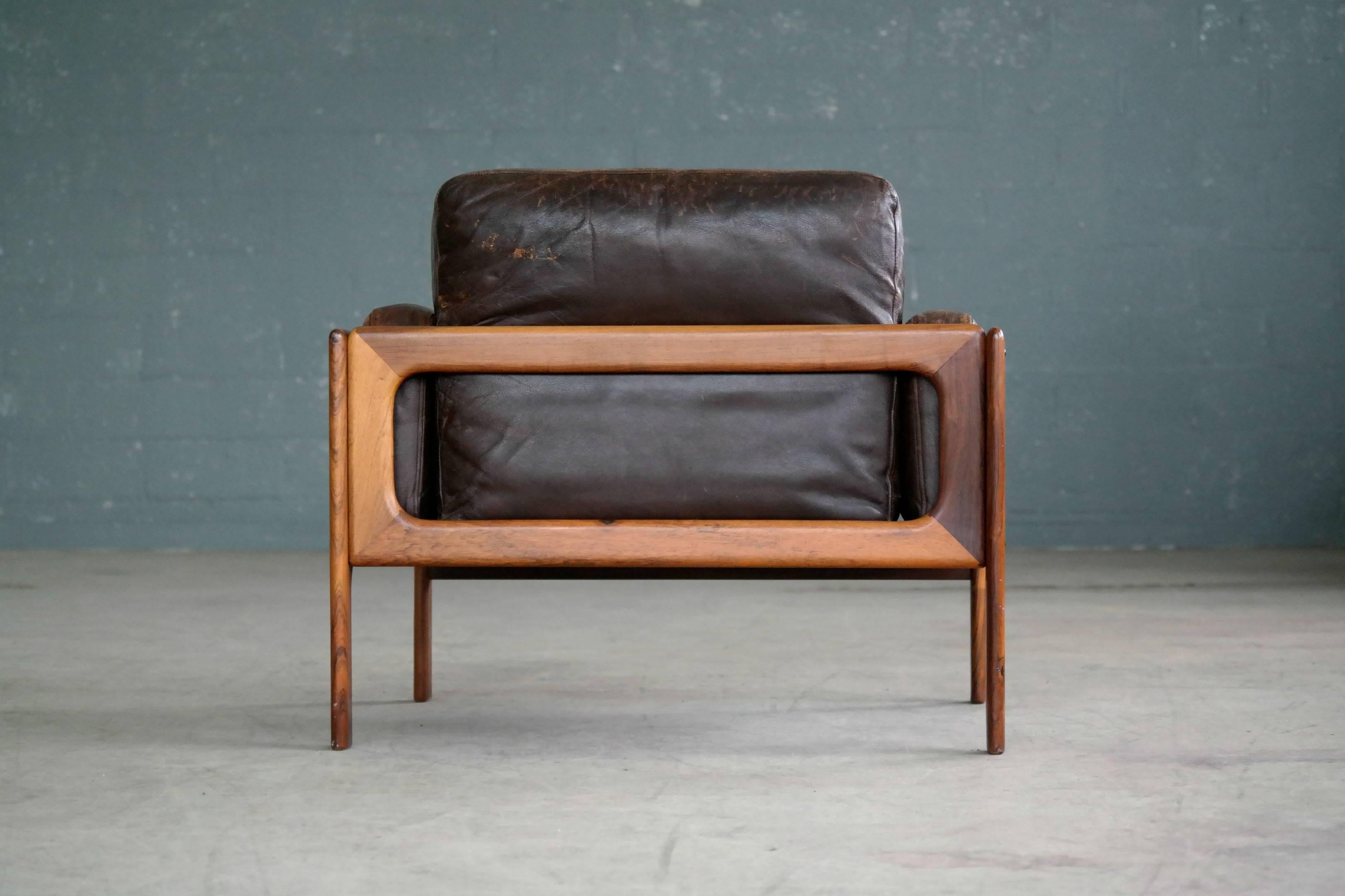 Mid-20th Century Arne Wahl Iversen Pair of Easy Chairs in Rosewood and Leather for Komfort Mobler