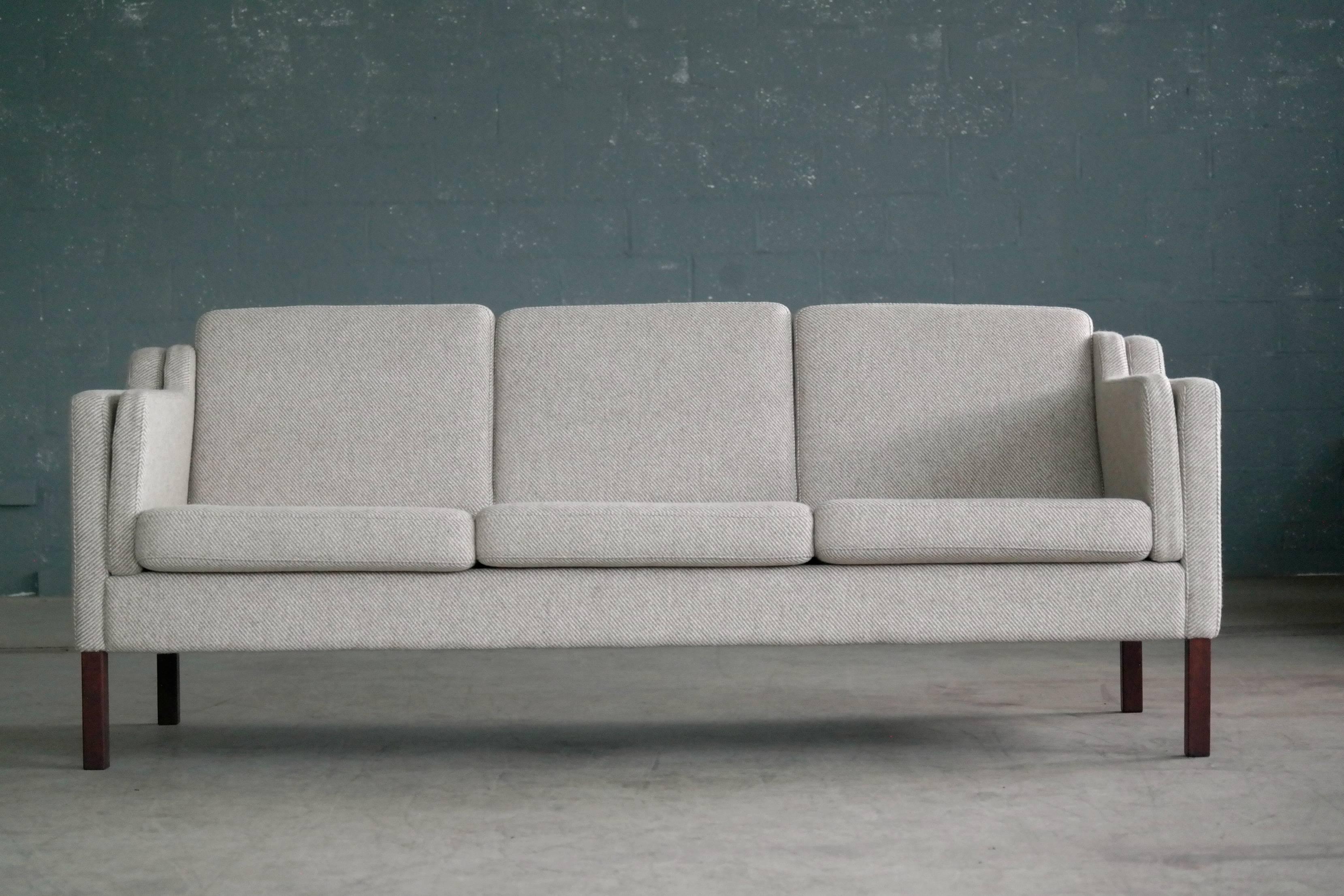 Mid-Century Modern Borge Mogensen Model 2213 Style Sofa in Grey Wool by Stouby Mobler, Denmark