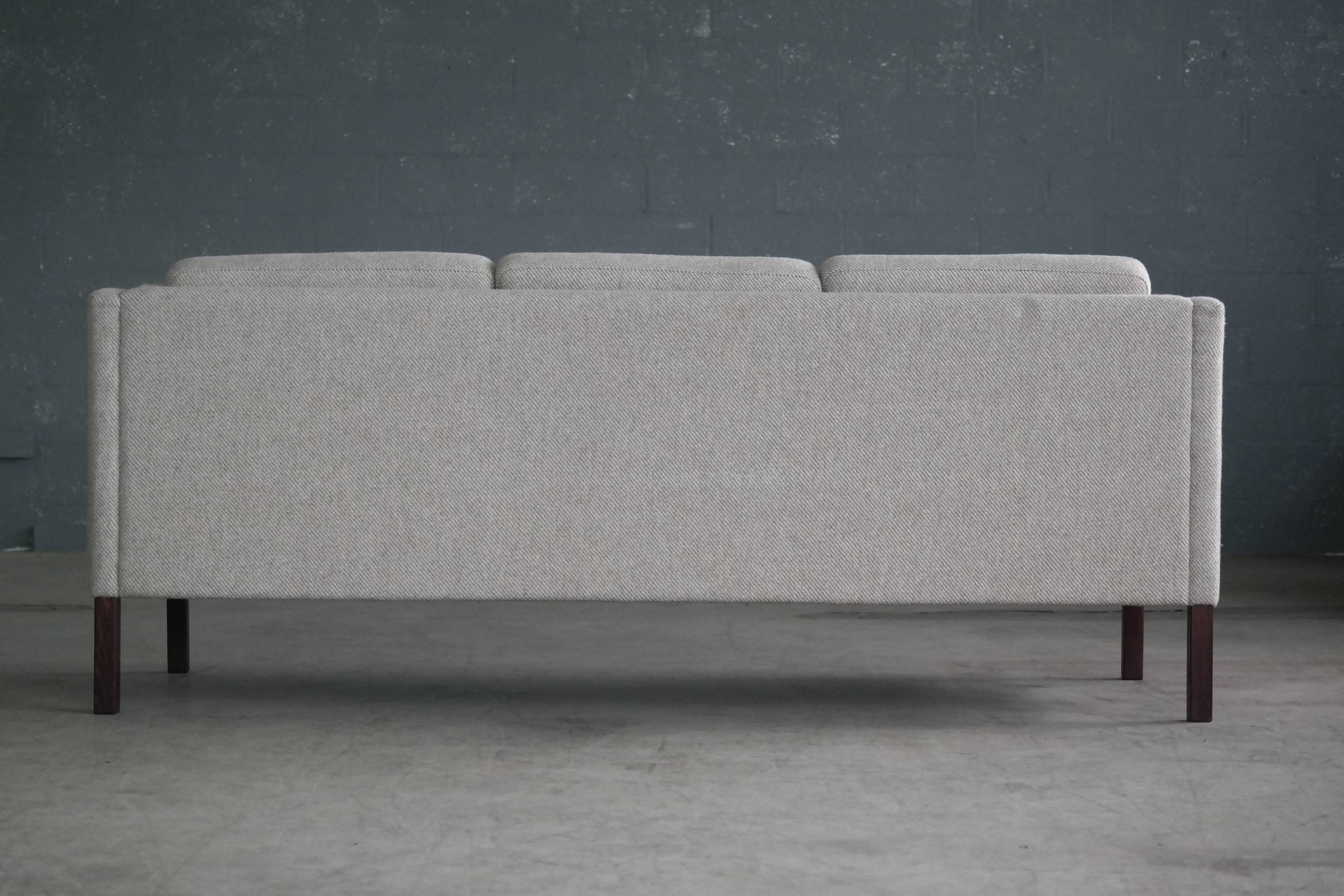 Borge Mogensen Model 2213 Style Sofa in Grey Wool by Stouby Mobler, Denmark 2
