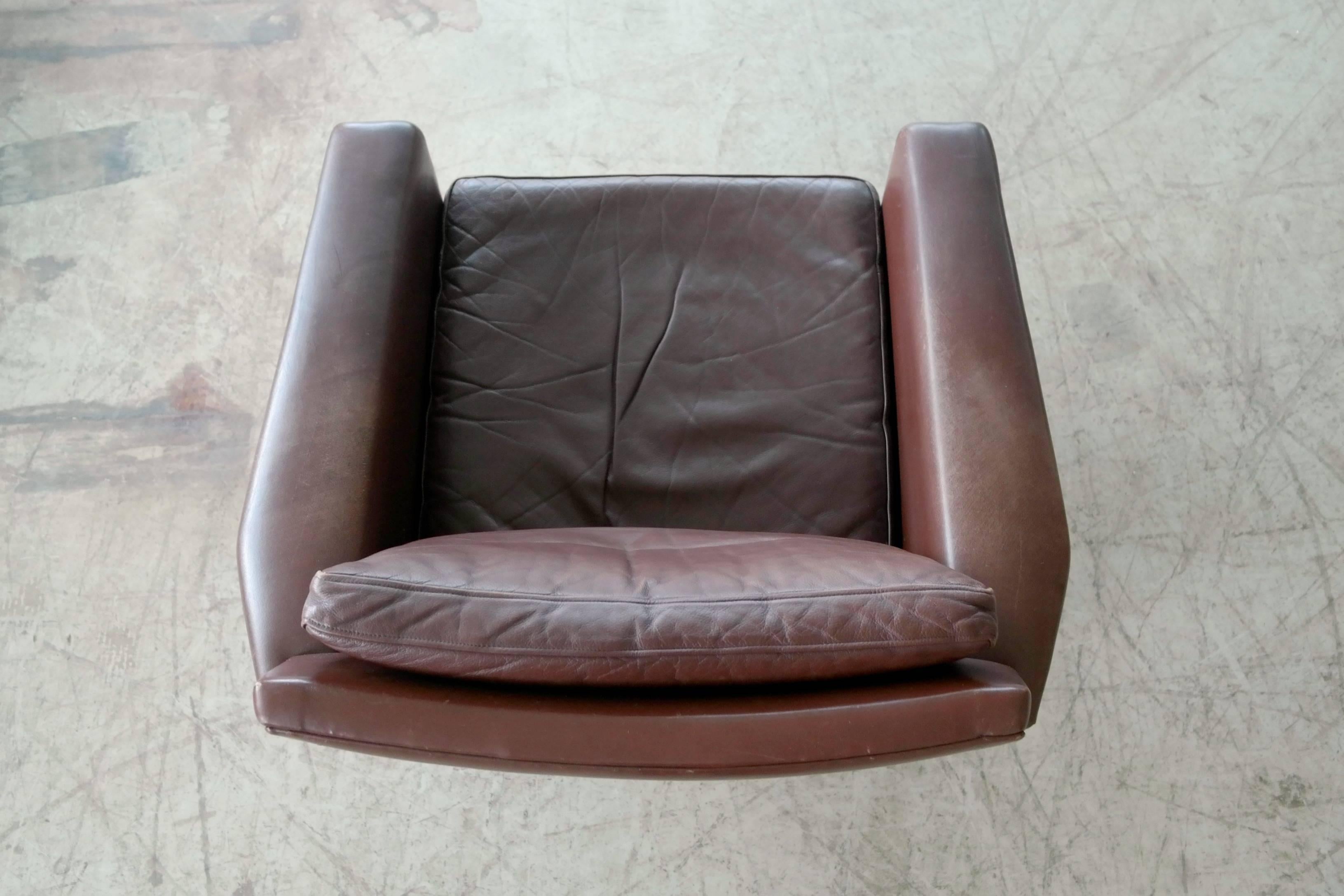 Georg Thams Classic Easy Chair in Chestnut Colored Leather, 1960s 1