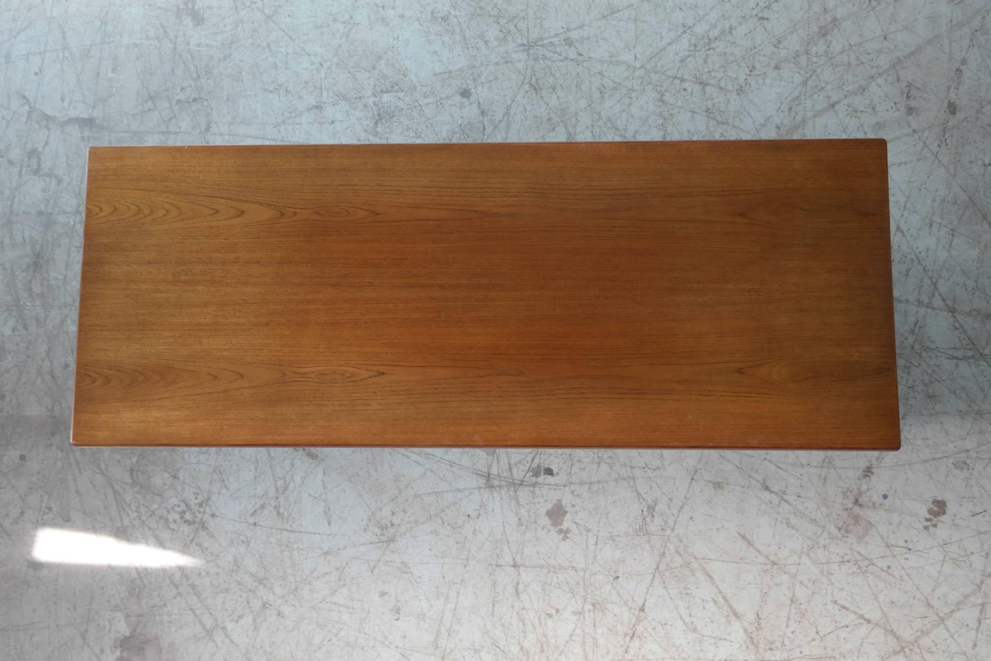 Illum Wikkelsø Danish Midcentury Coffee Table in Solid Teak 1