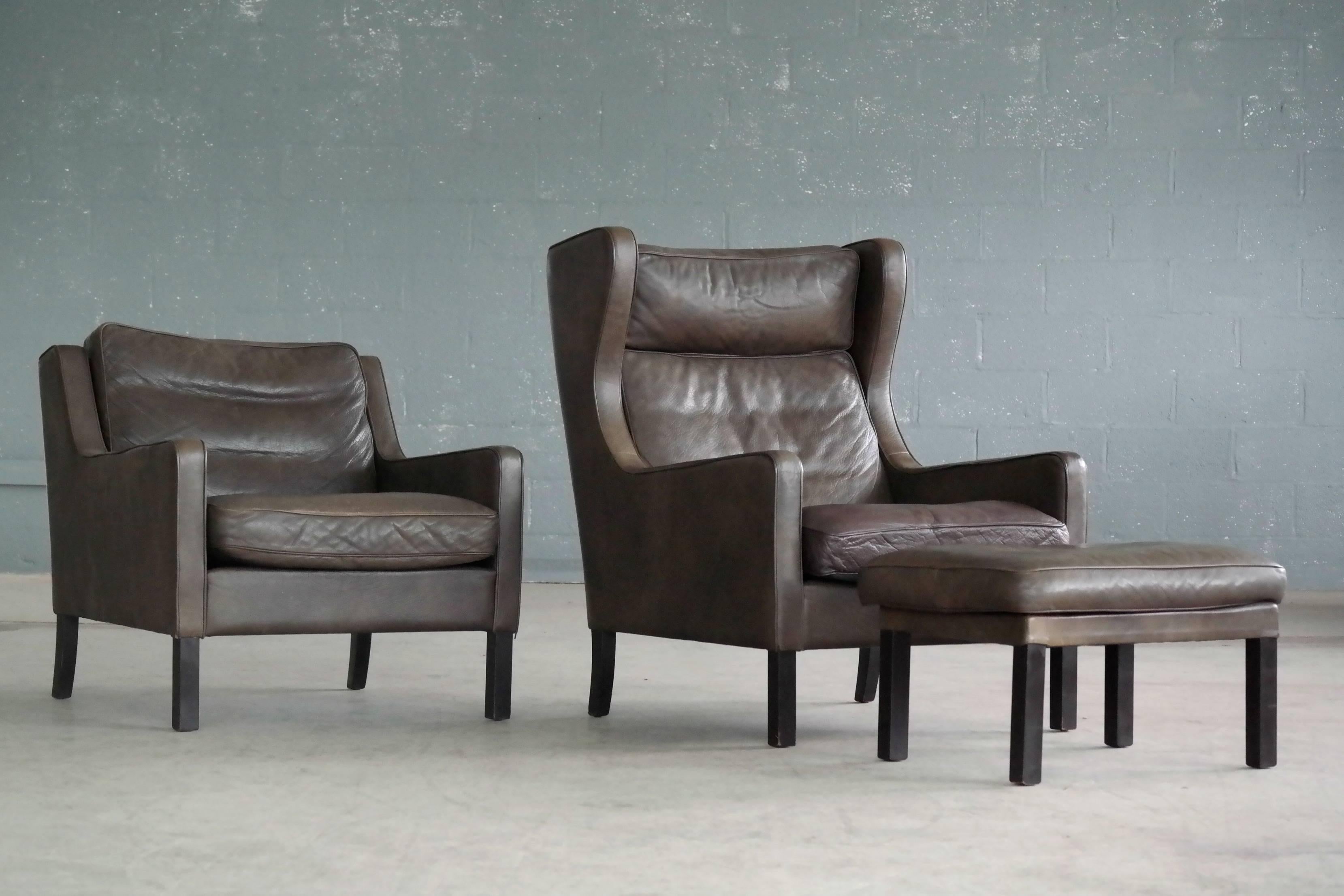 Scandinavian Modern Børge Mogensen Style Pair of Lounge Chairs and Ottoman in Dark Olive Leather