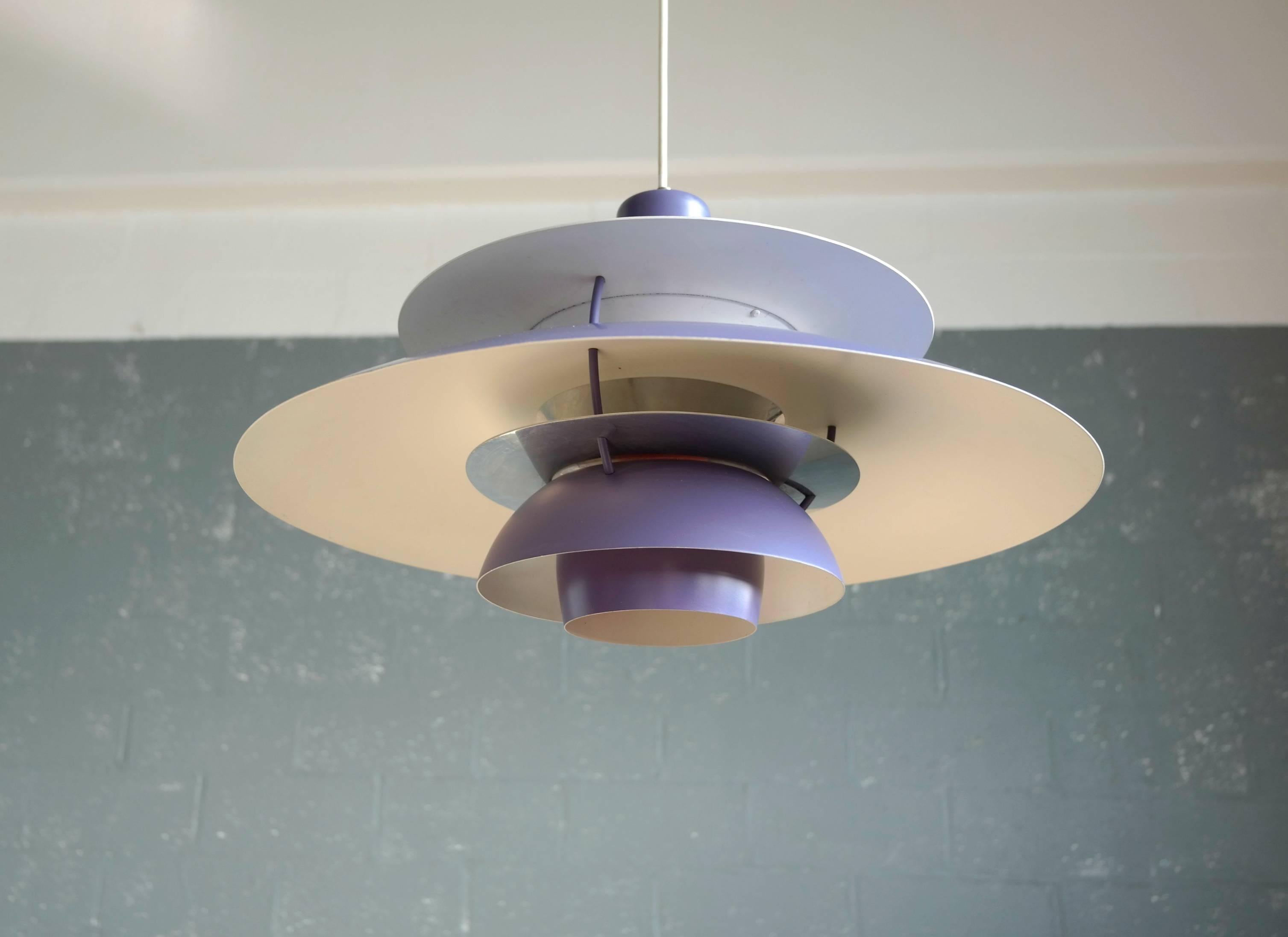 Poul Henningsen for Louis Poulsen Purple Model PH-5 Pendant Lamp In Excellent Condition In Bridgeport, CT
