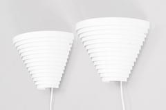 Alvar Aalto pair of wall lamps “A 190” manufactured by Artek, 1956