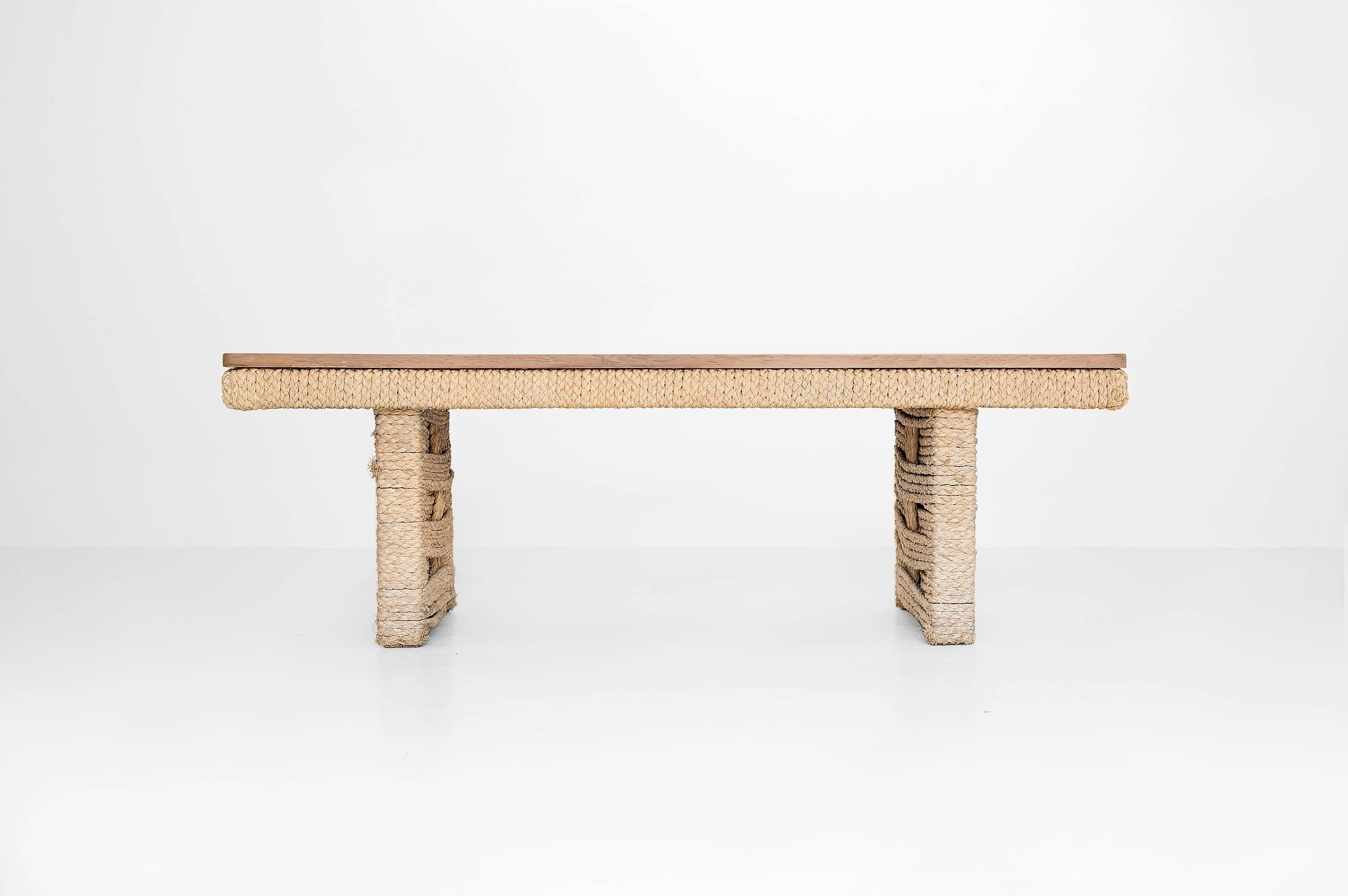 Adrian and Frida Audoux-Minet

Coffee table
Manufactured by Audoux-Minet, 
France, 1940
Rope, oak plywood

Measurements
130 cm x 46,5 cm x 45h cm
51.2 in x 18.3 in x 17.7h in

Condition
Perfect condition.