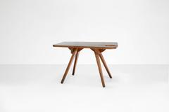 Jose Marin Caldas Tavolino brasiliano di metà secolo moderno in compensato marino 1950