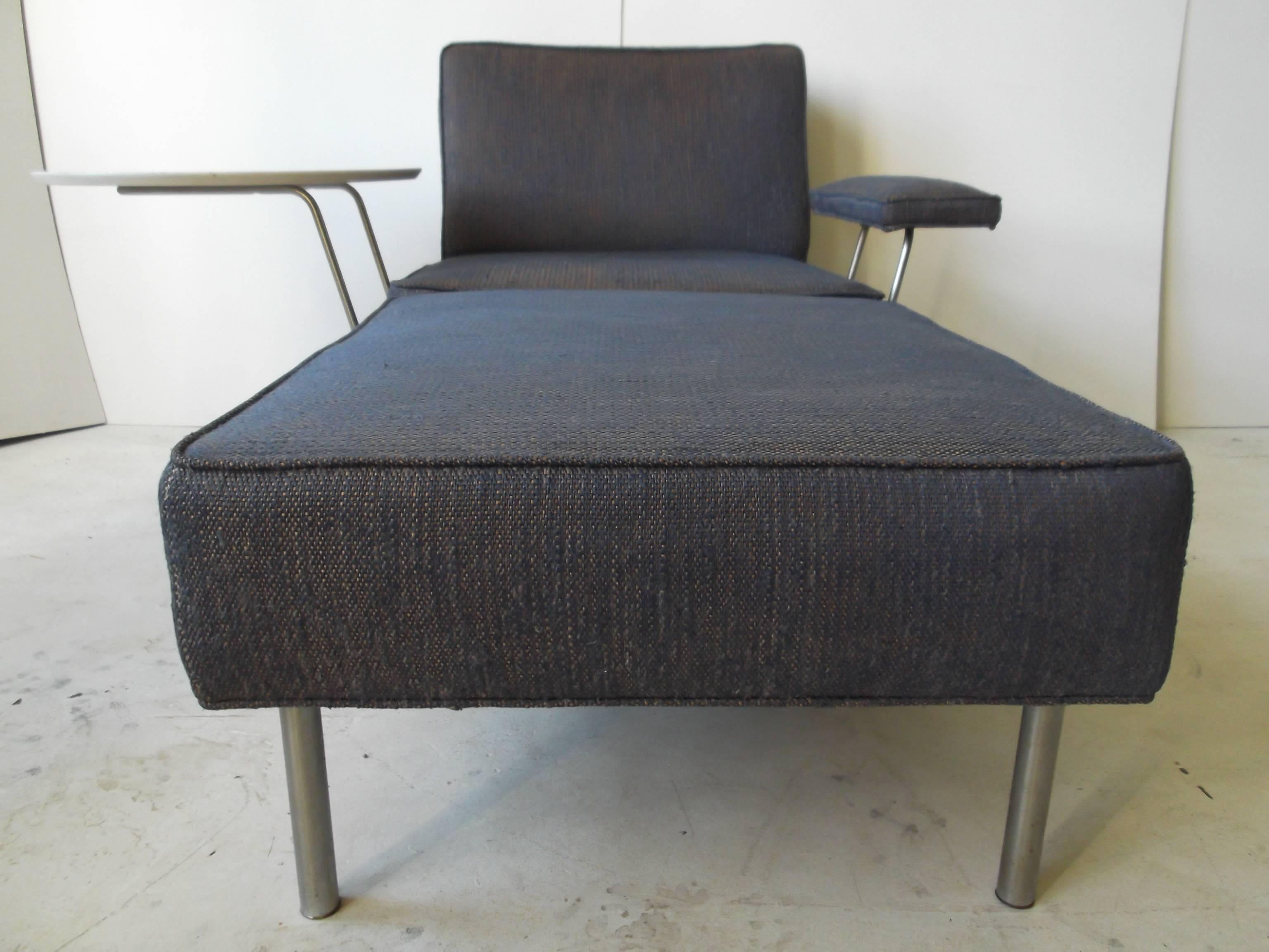 American George Nelson Chaise Lounge  For Sale