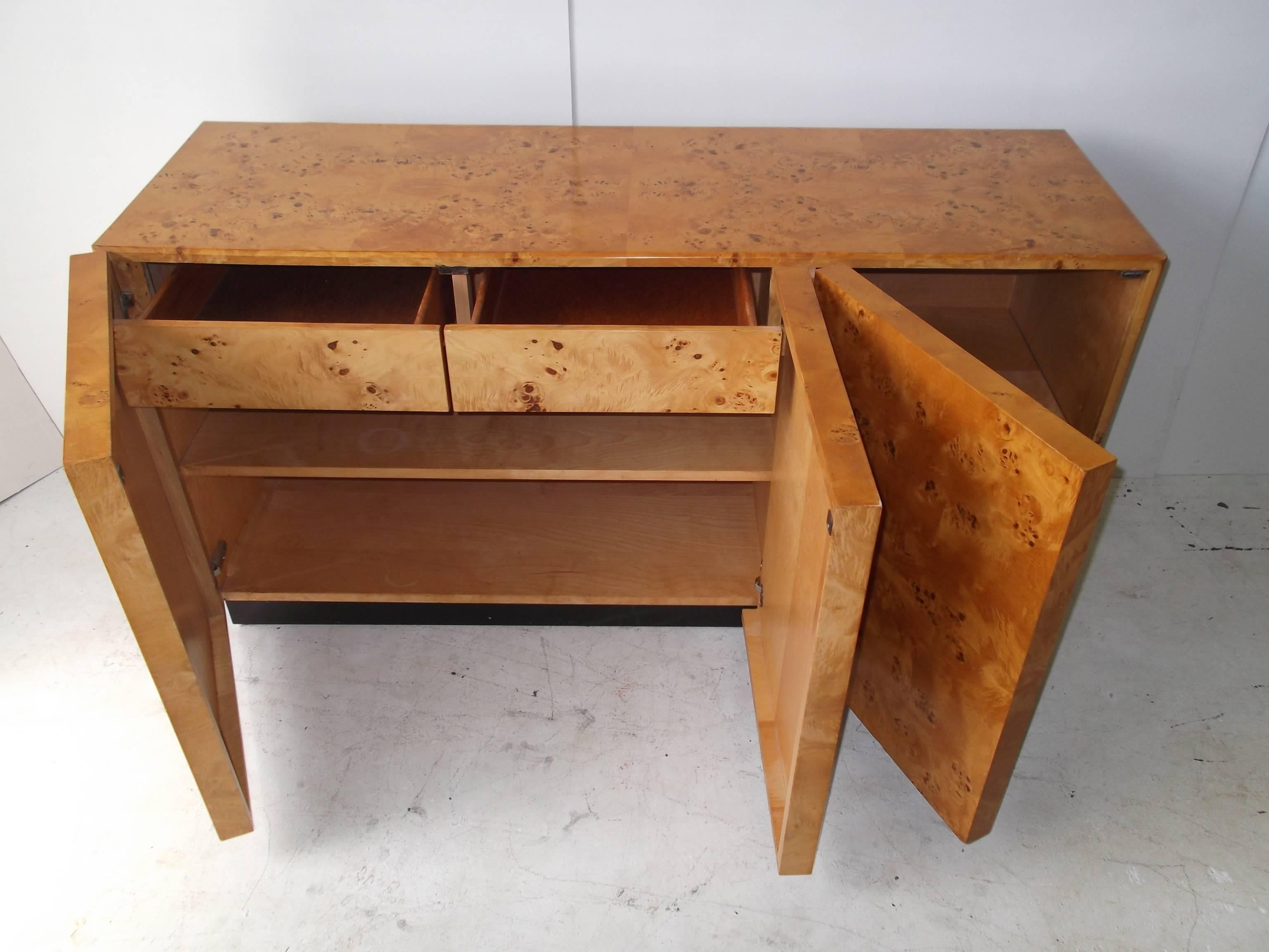 Milo Baughman Olive Burl Credenza or Sideboard for Dillingham In Good Condition In Tulsa, OK