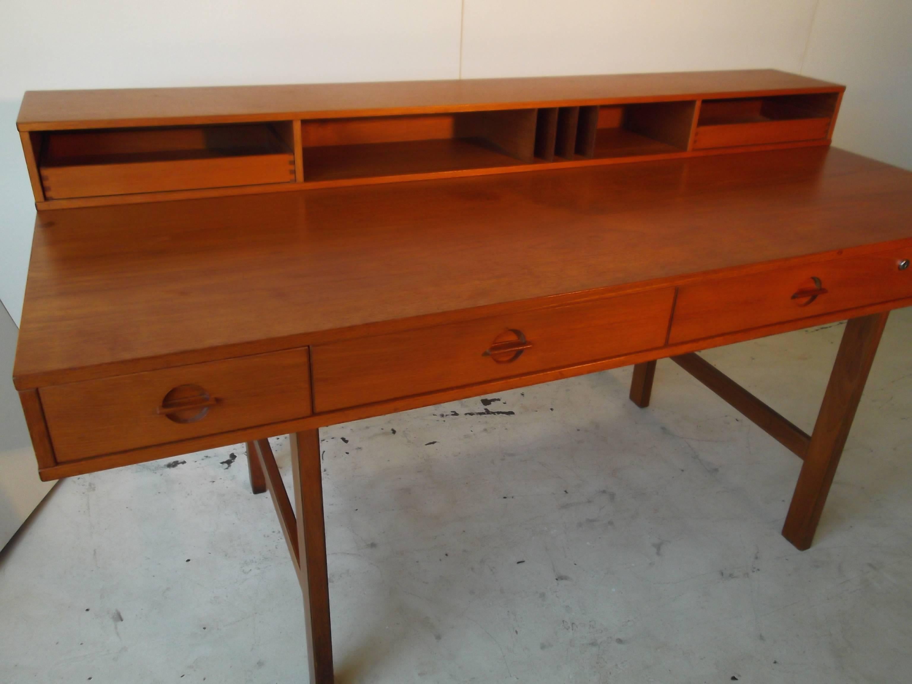 Danish Modern Teak Jens Quistgaard Flip-Top Table Desk for Peter Lovig In Good Condition In Tulsa, OK