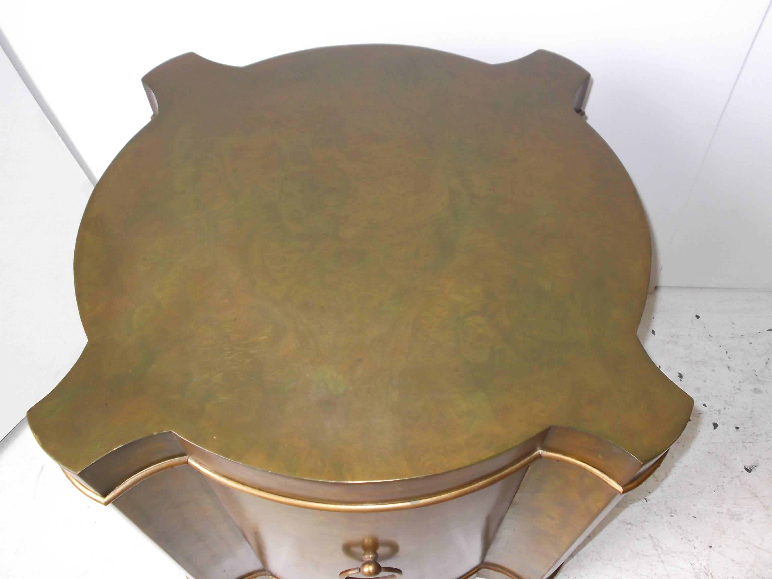 Hollywood Regency Mastercraft Burl Quatrefoil Drum Table For Sale