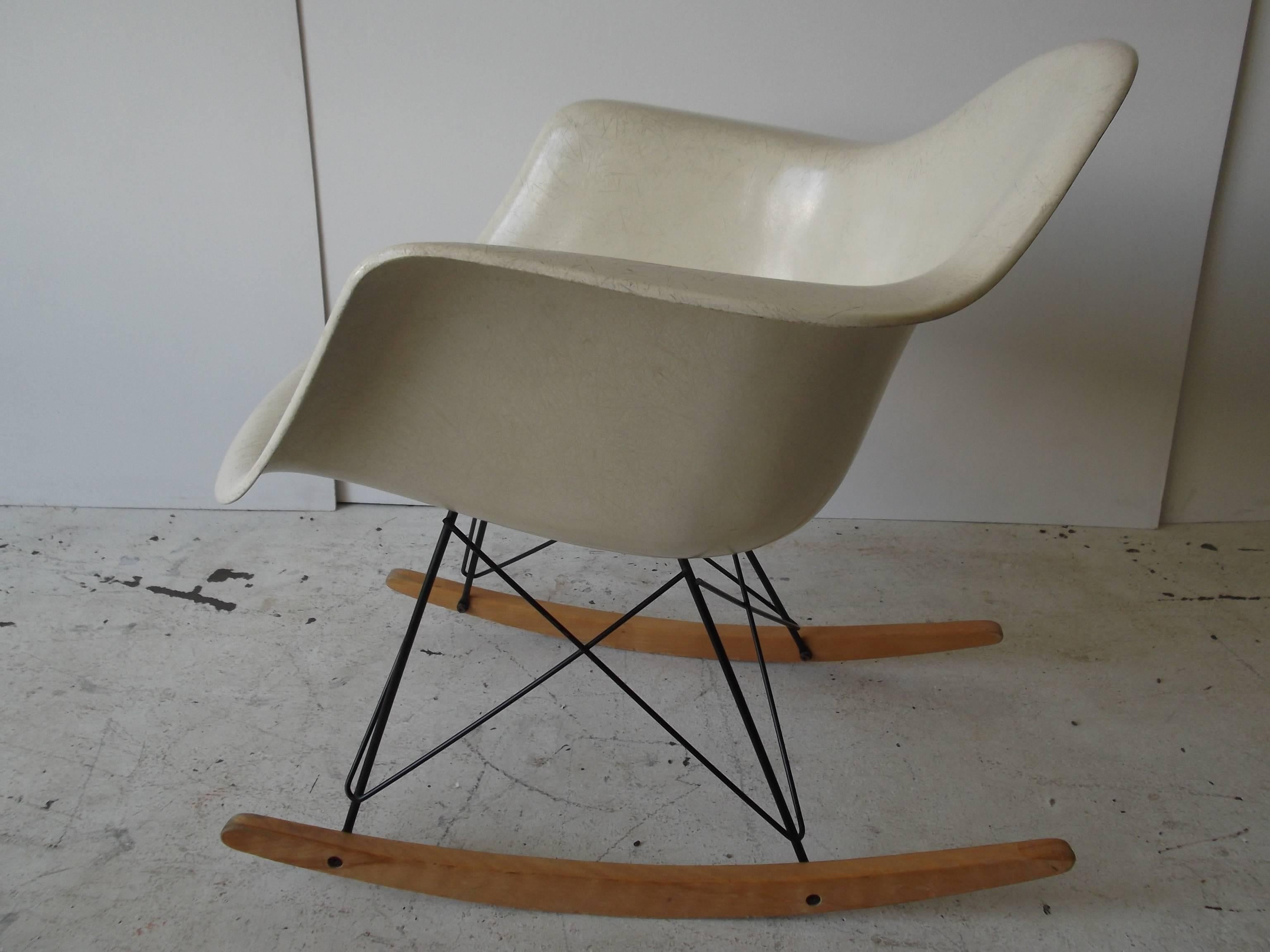 eames triangles