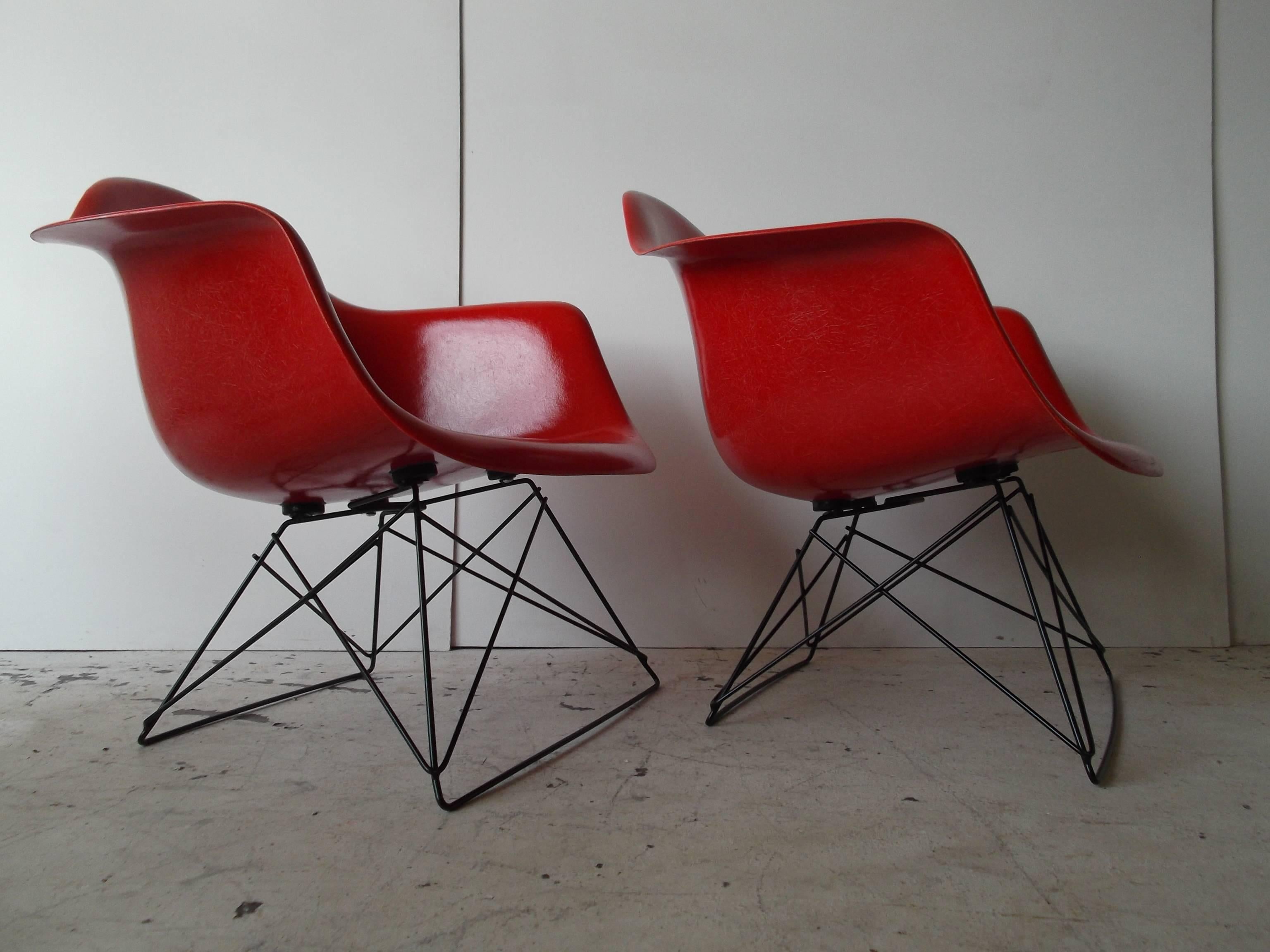 20th Century Charles Eames Herman Miller True Red Fiberglass Chairs For Sale