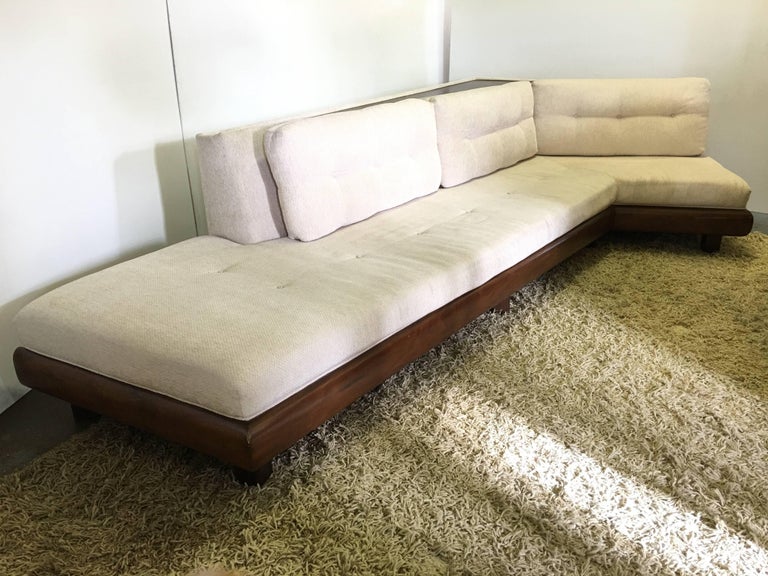 Adrian Pearsall For Craft Ociates Iconic Boomerang Sofa At 1stdibs Mid Century Modern Adrian Pearsall For Craft Ociates Iconic Boomerang Sofa