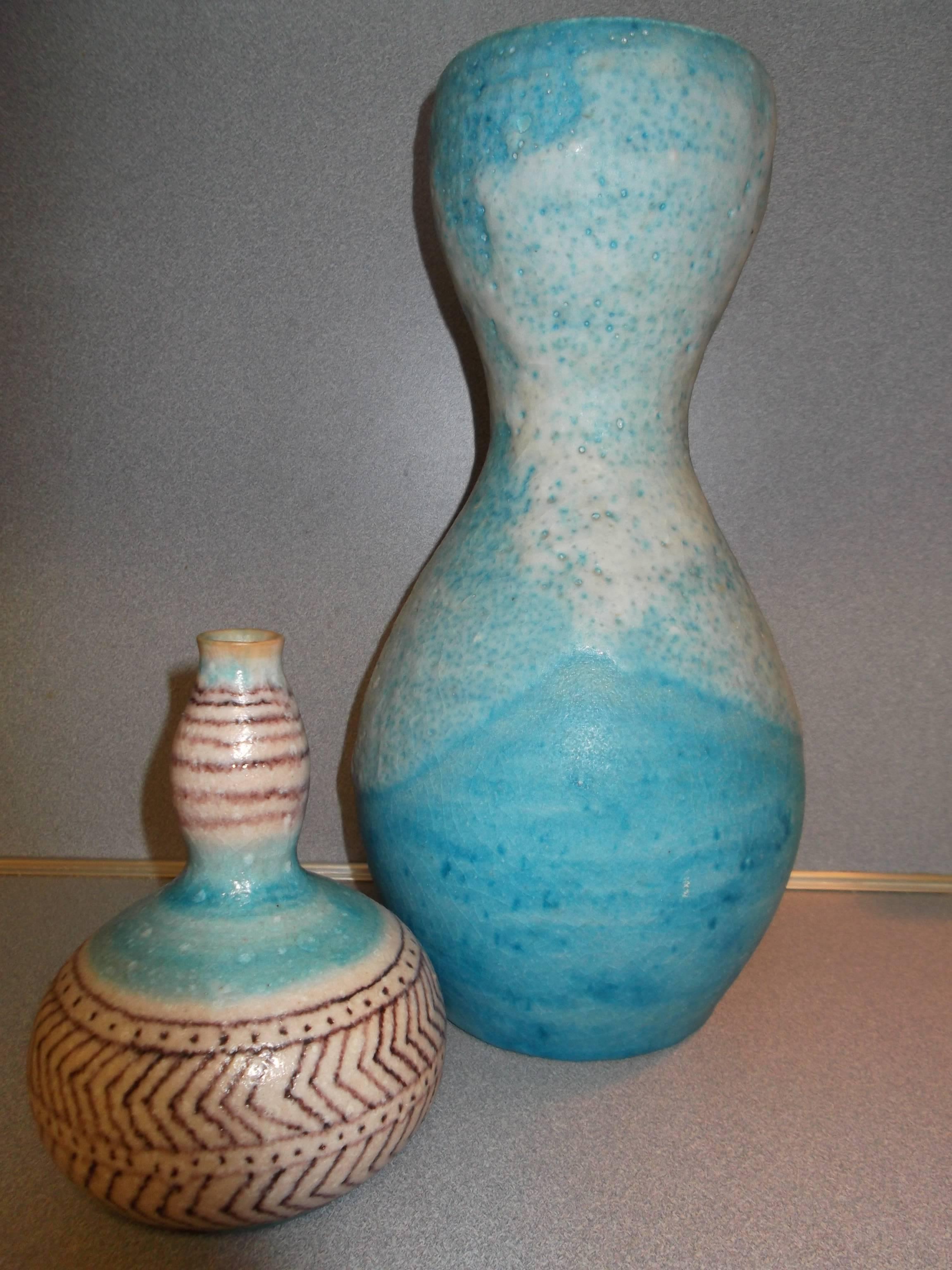 Pair of Italian Pottery Guido Gambone Donkey Mark Lava Glaze Vases In Good Condition In Tulsa, OK
