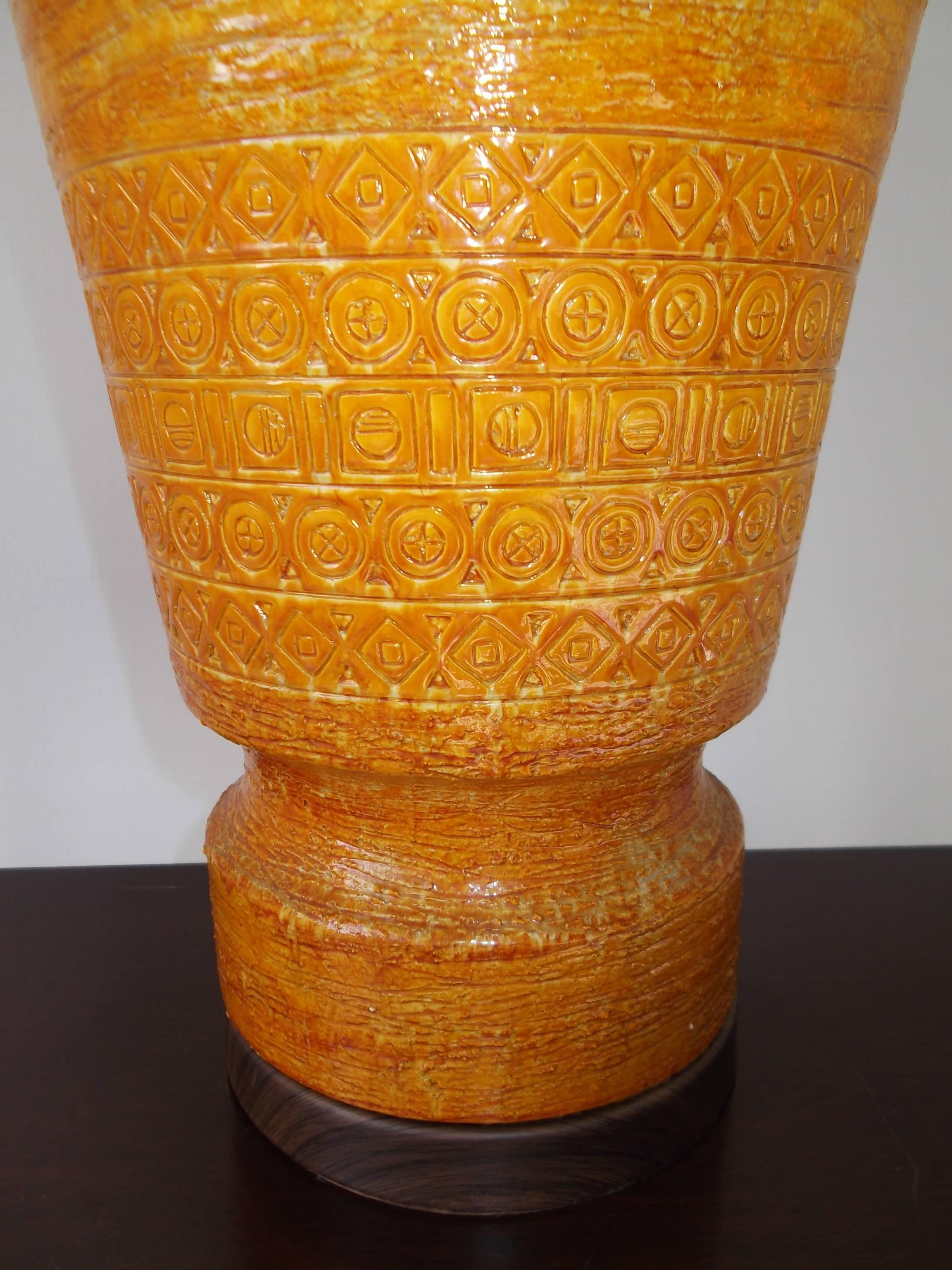 Bitossi for Raymor 1950s Tall Italian Pottery Table Lamp In Good Condition In Tulsa, OK