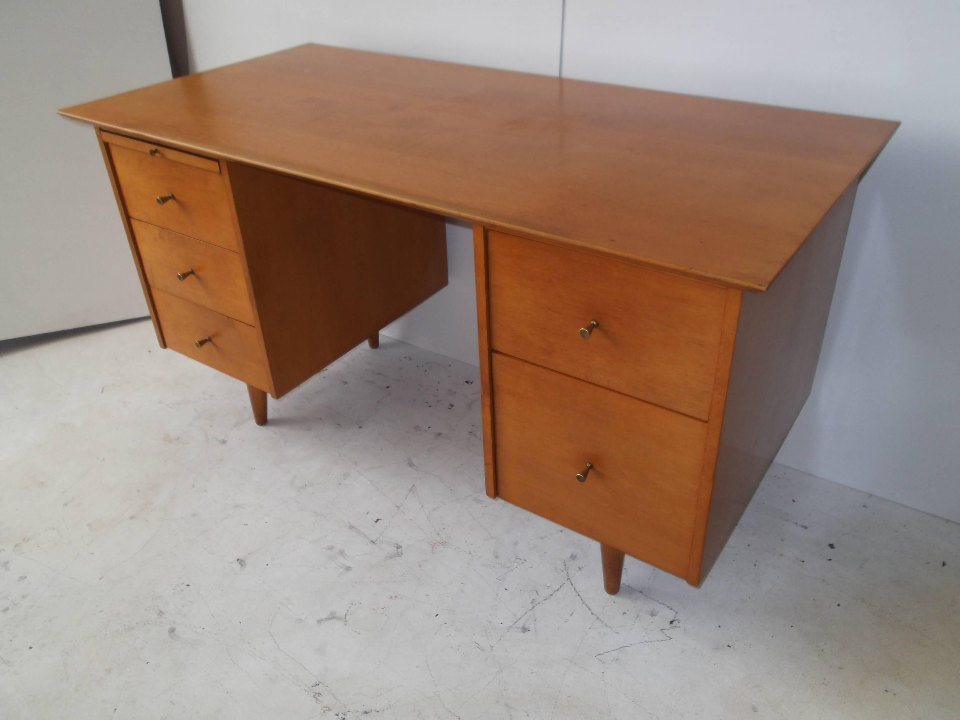 Mid-Century Modern Paul McCobb Desk For Sale