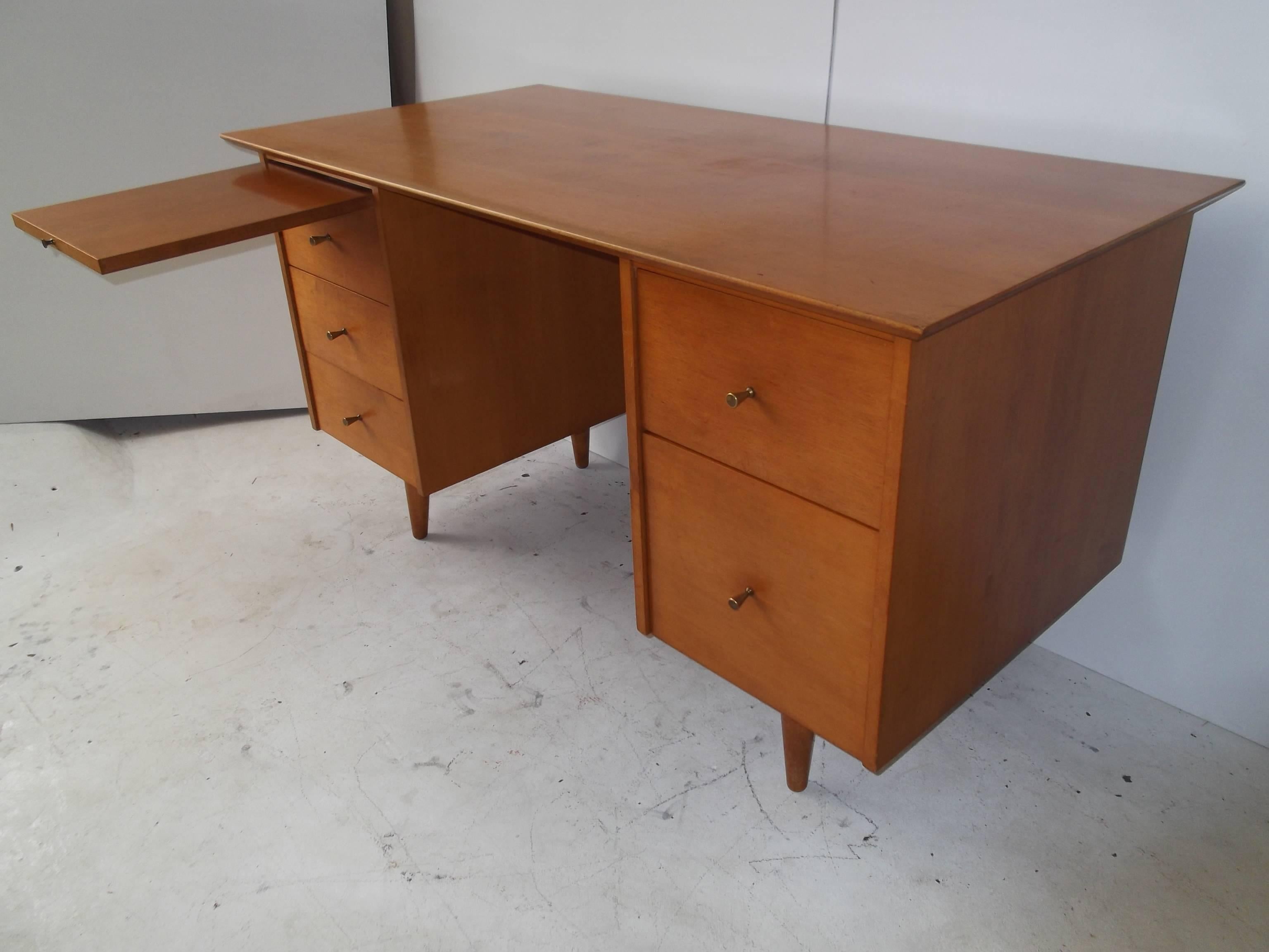 20th Century Paul McCobb Desk For Sale