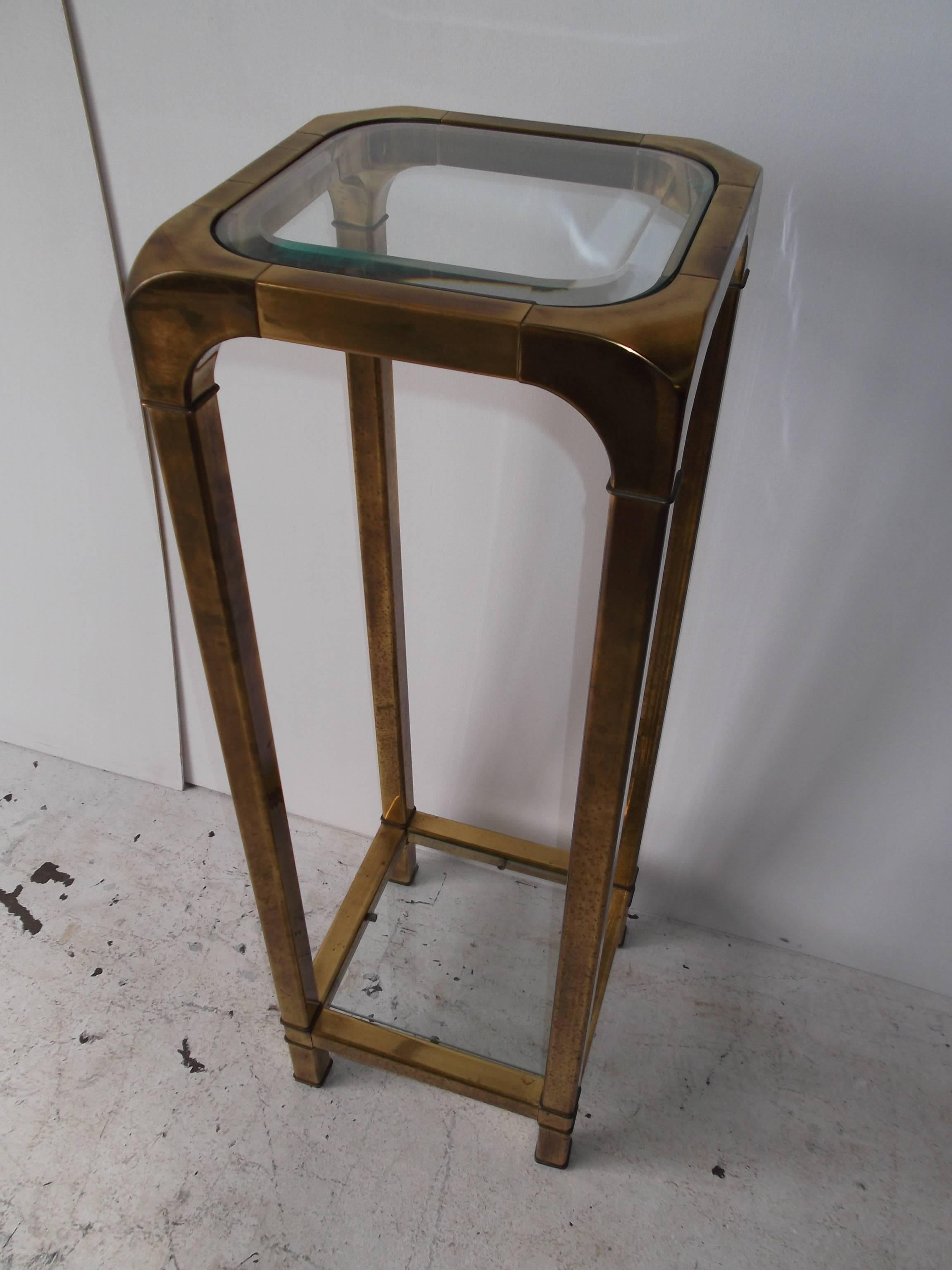 20th Century Mastercraft Brass and Glass Pedestal Stand
