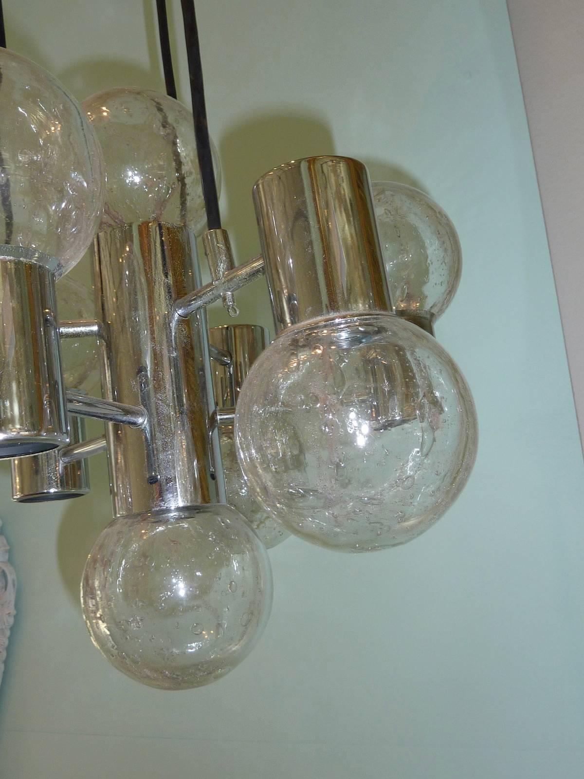 Late 20th Century Mid-Century Modern Chrome and Glass Pendant Light Fixture For Sale