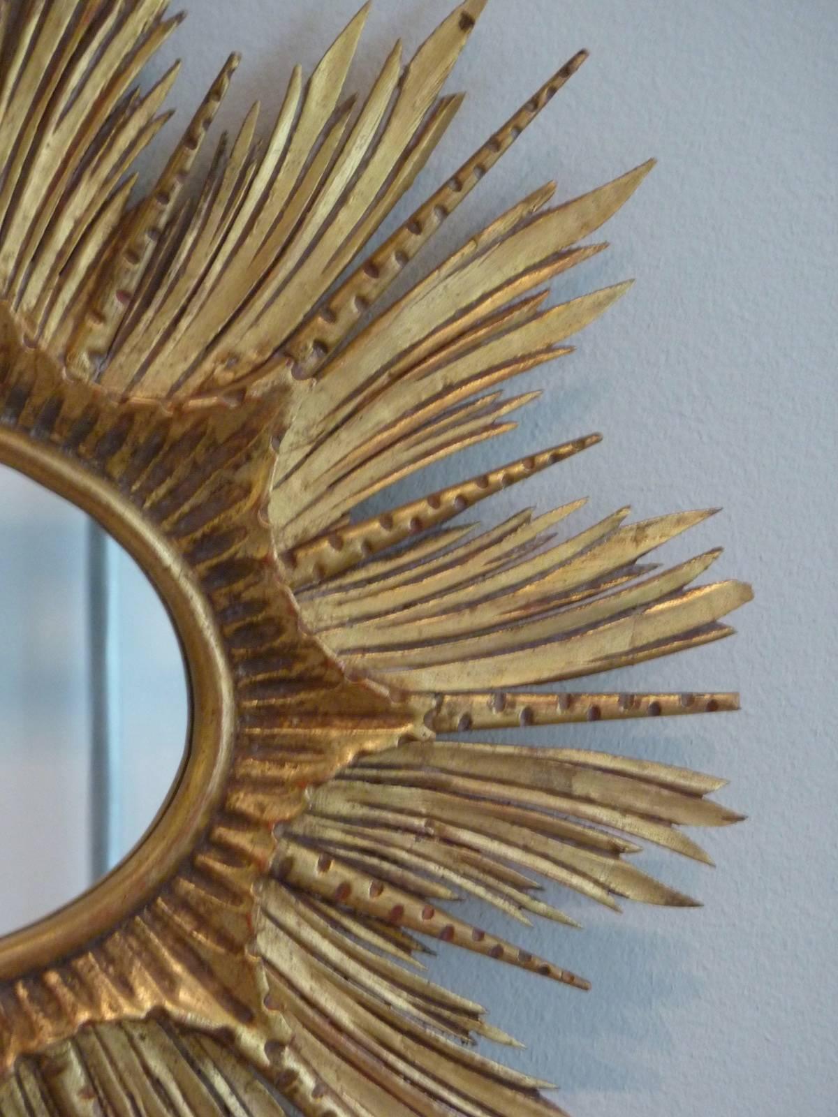 20th Century Hollywood-Regency Style 1920s, French Gold-Leaf Oval Sun-Burst Wall Mirror