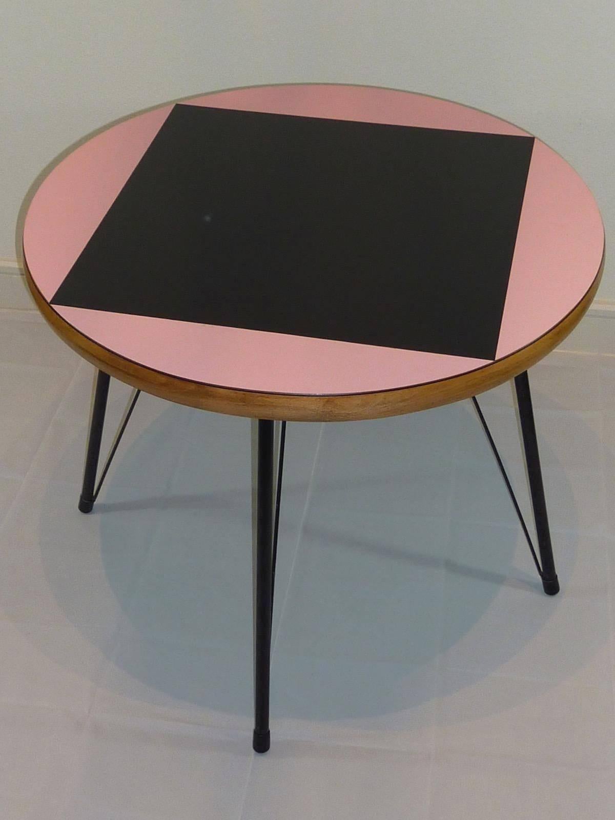 Mid-Century Modern Pink and Black Mid-Century Rockabilly Dining Table