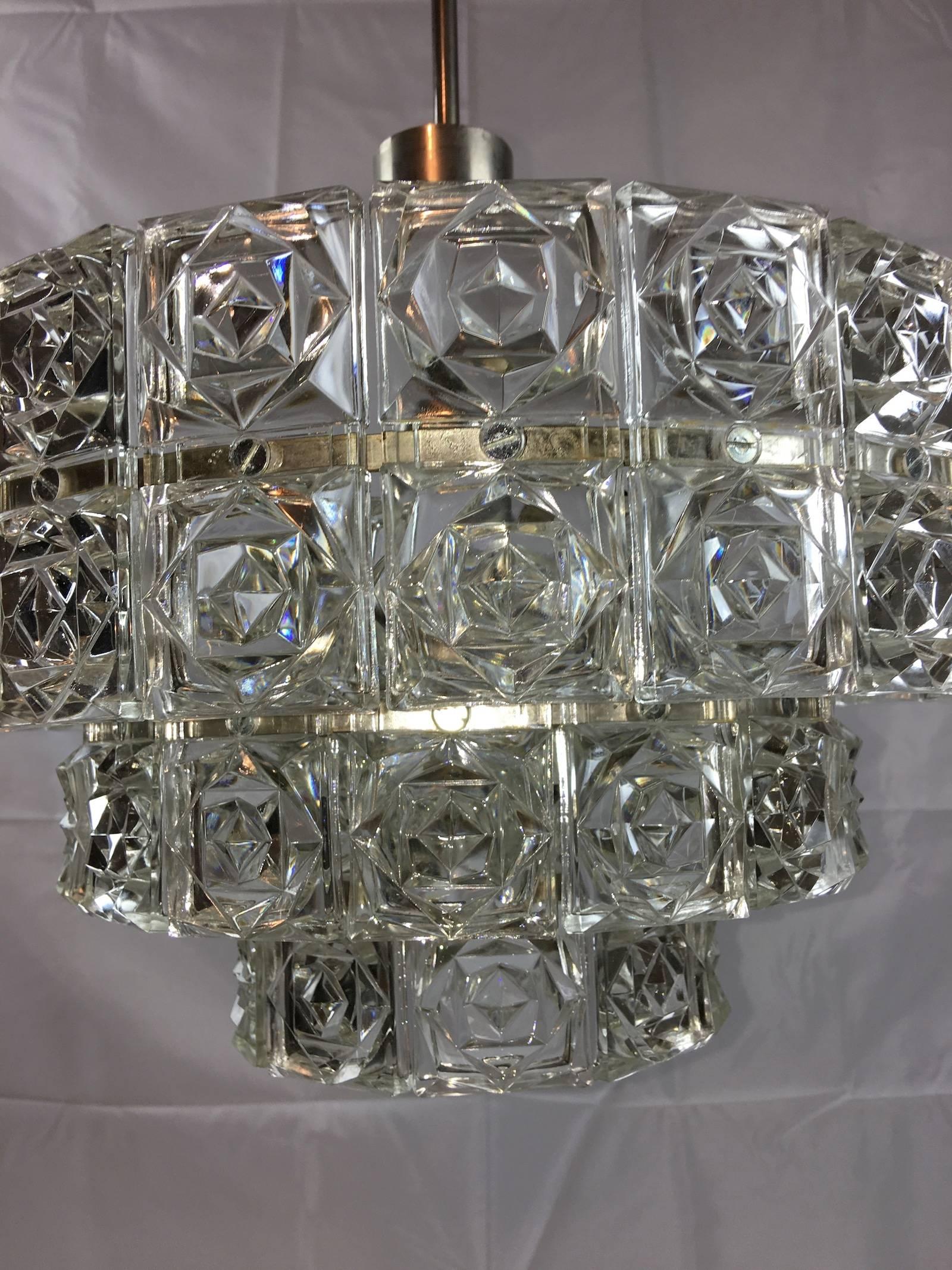 Mid-20th Century 1960s Faceted Three-Tier Crystal Kinkeldey Style Chandelier For Sale