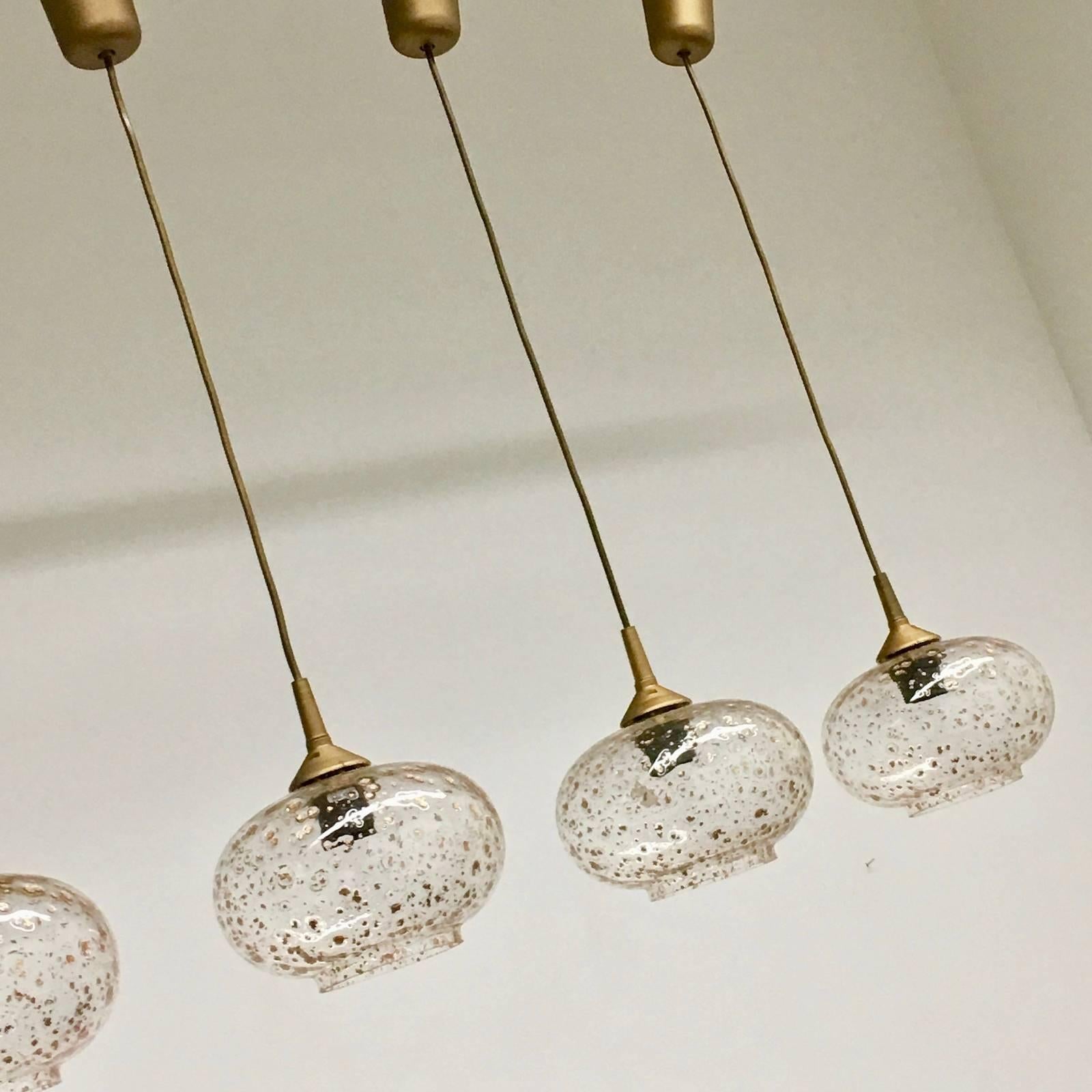 gold pendant lights for kitchen island