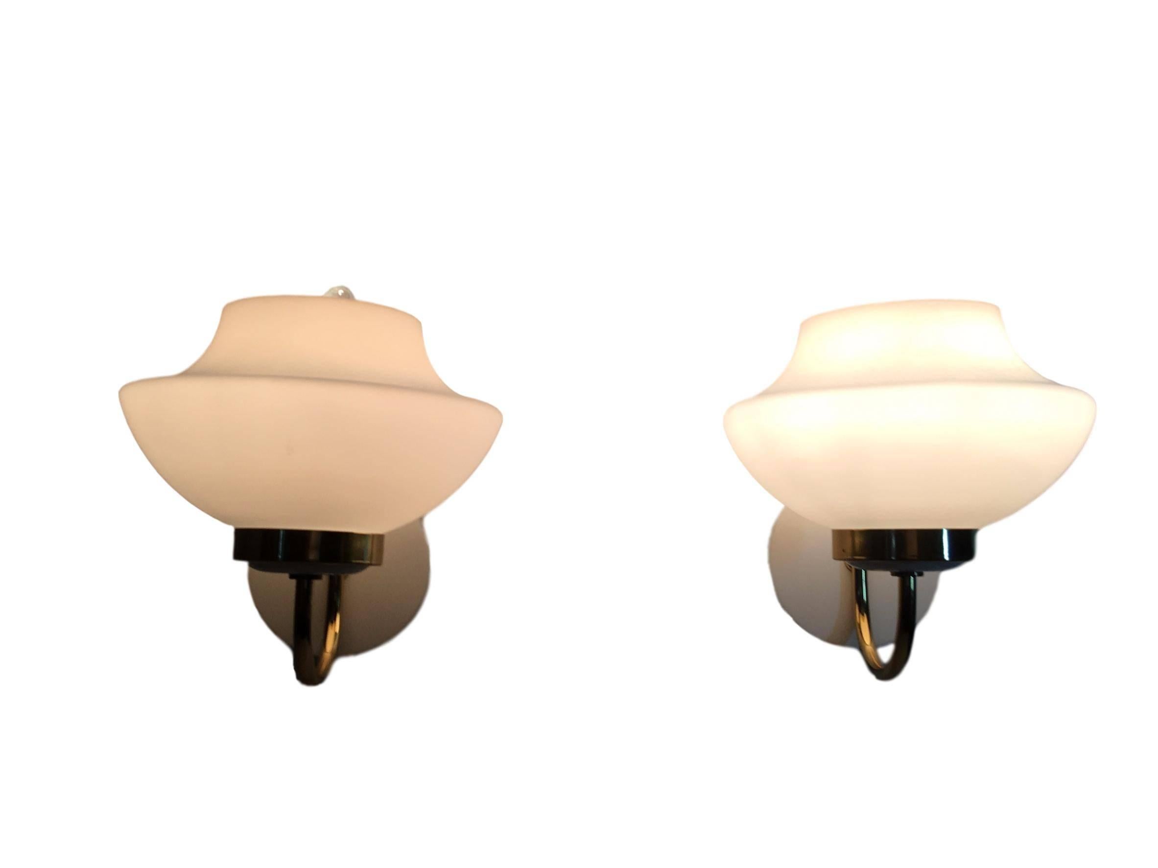 Pair of 1960s Italian UFO Form Milk Glass Shades Sconces In Good Condition For Sale In Frisco, TX