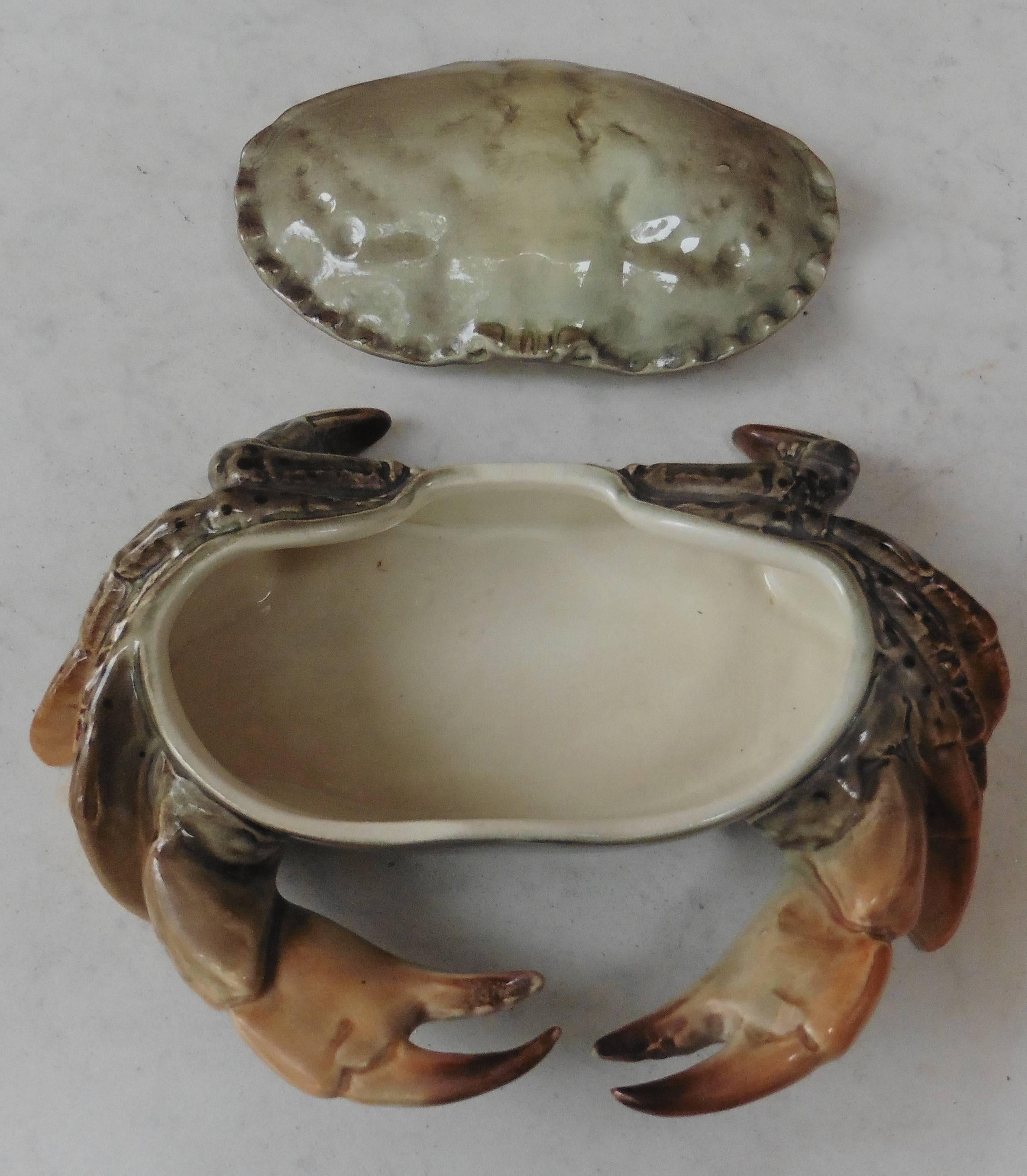 French Majolica Crab Box Fives Lille, circa 1900