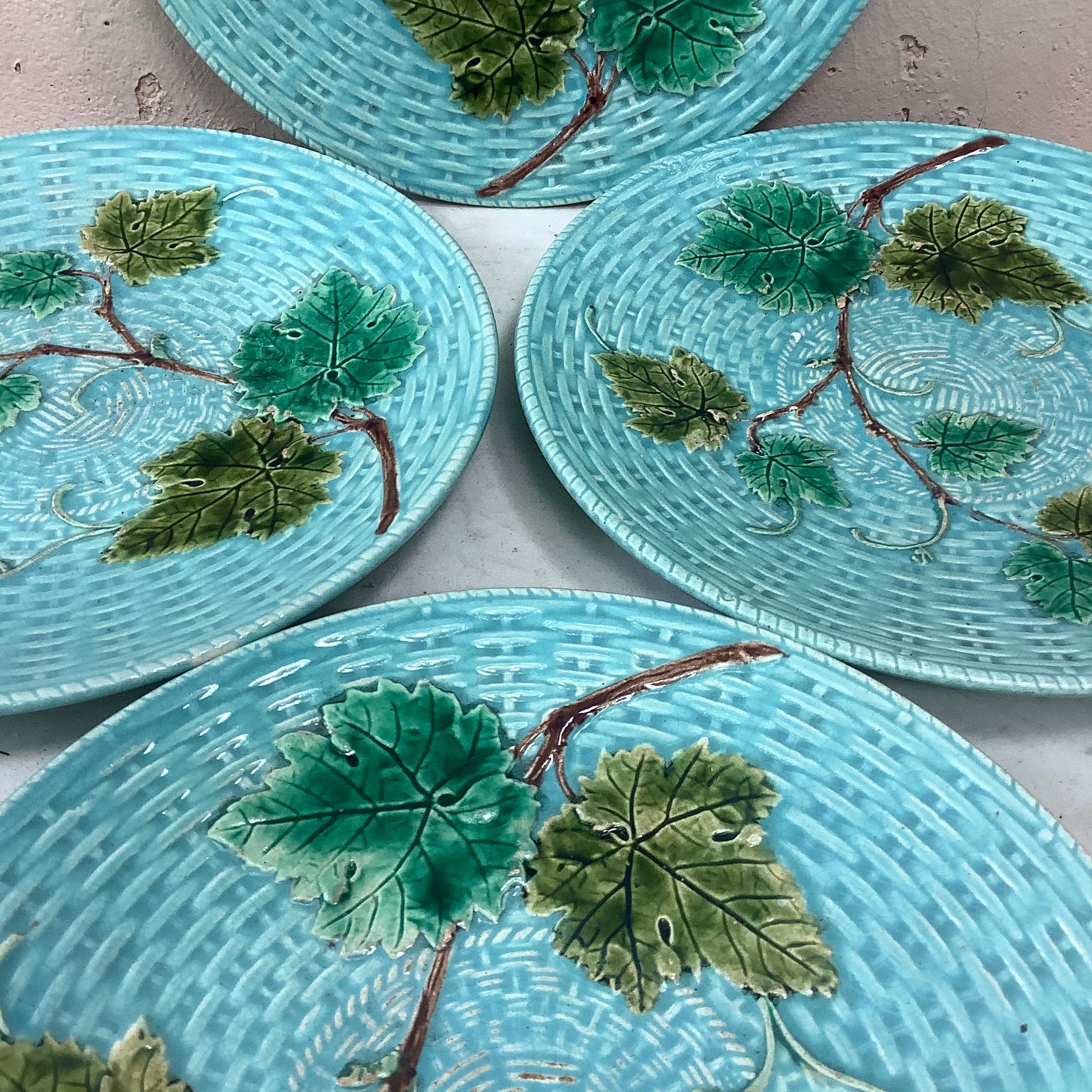 Ceramic Majolica Vine Leaves Plate Sarreguemines Circa 1890