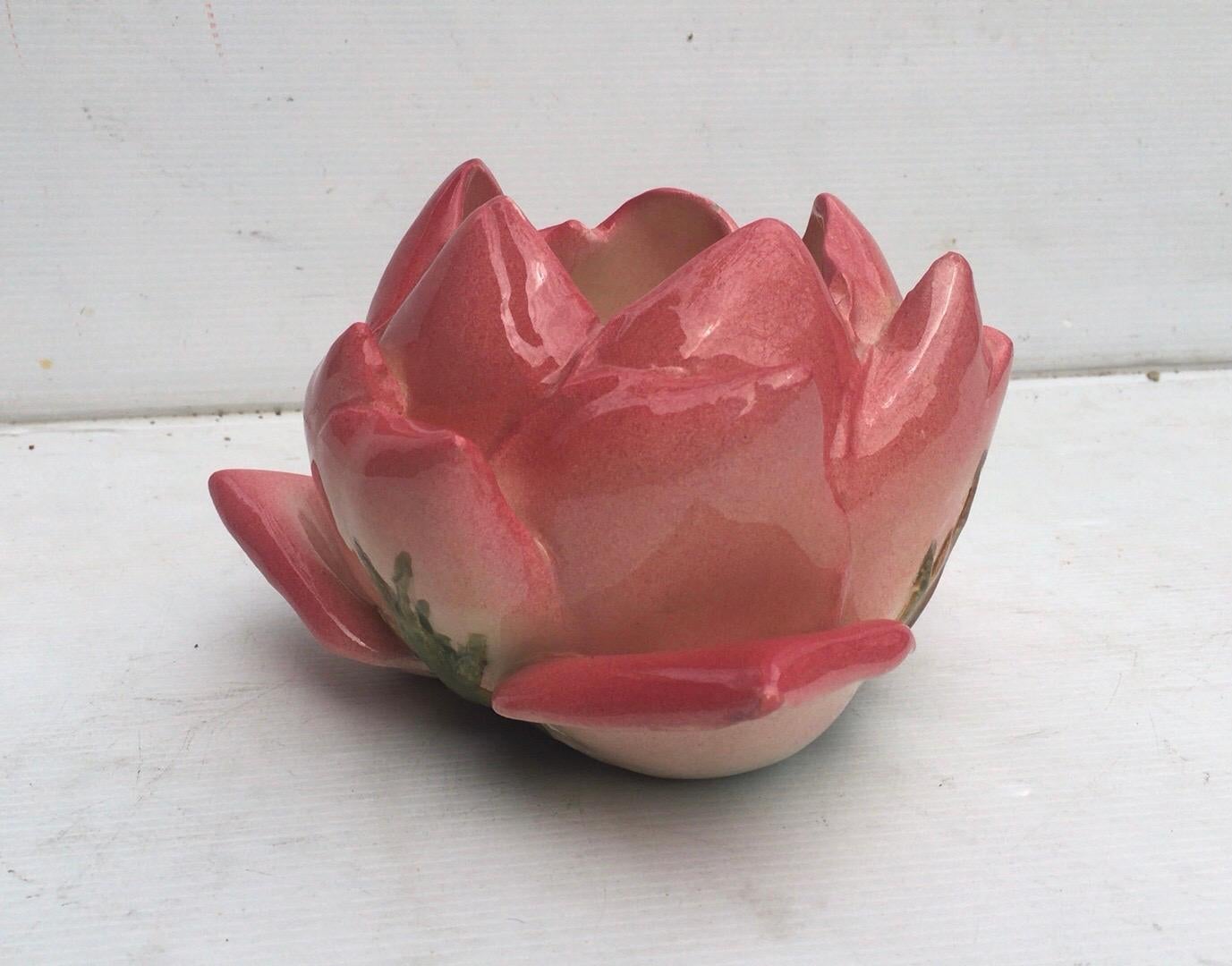 Raro vaso in maiolica a rosa del XIX secolo Delphin Massier in vendita 11