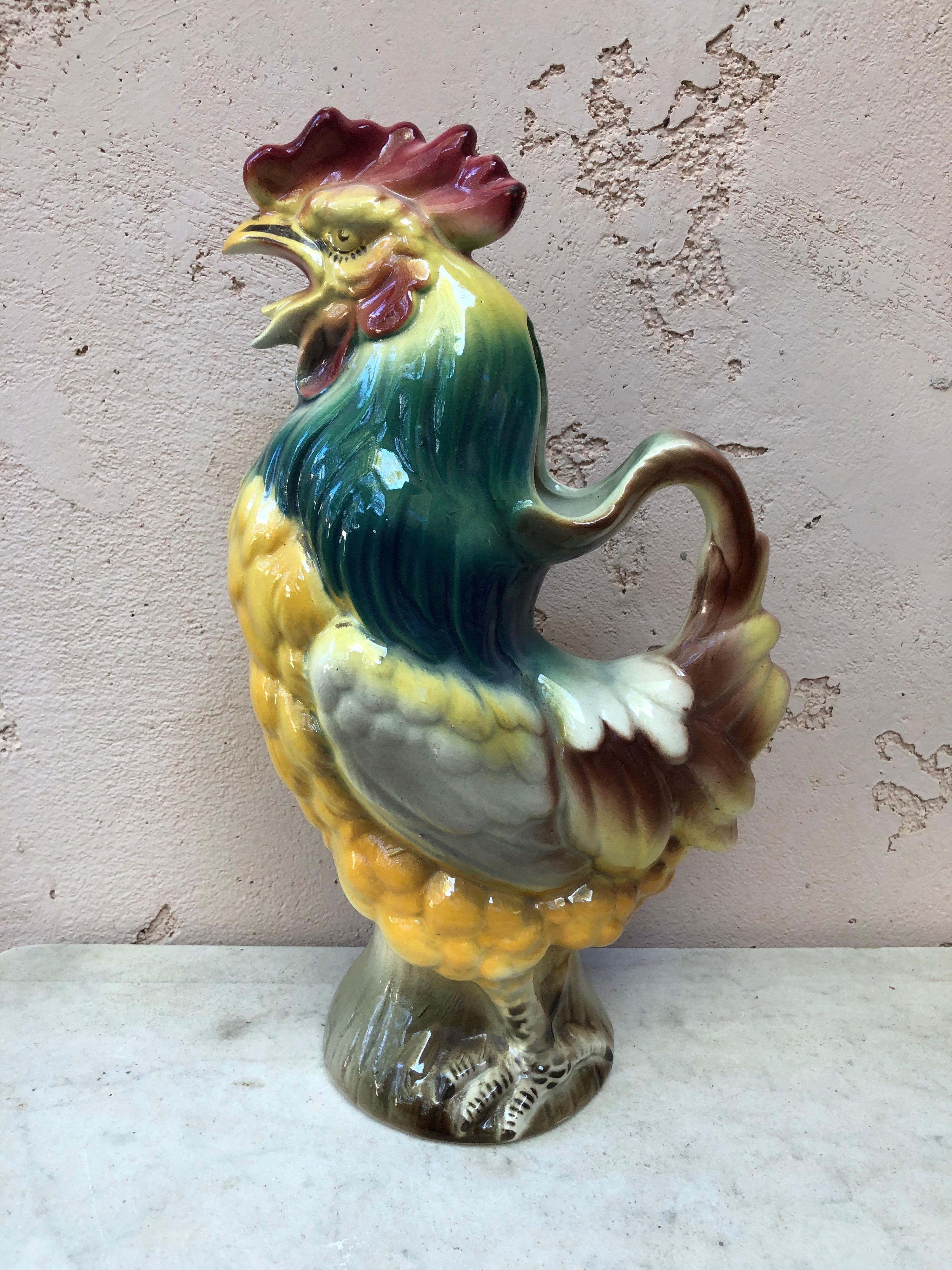 French Majolica rooster pitcher signed Keller and Guerin Saint Clement, circa 1900.
Original older model.
Measure: Height / 12.8 inches.