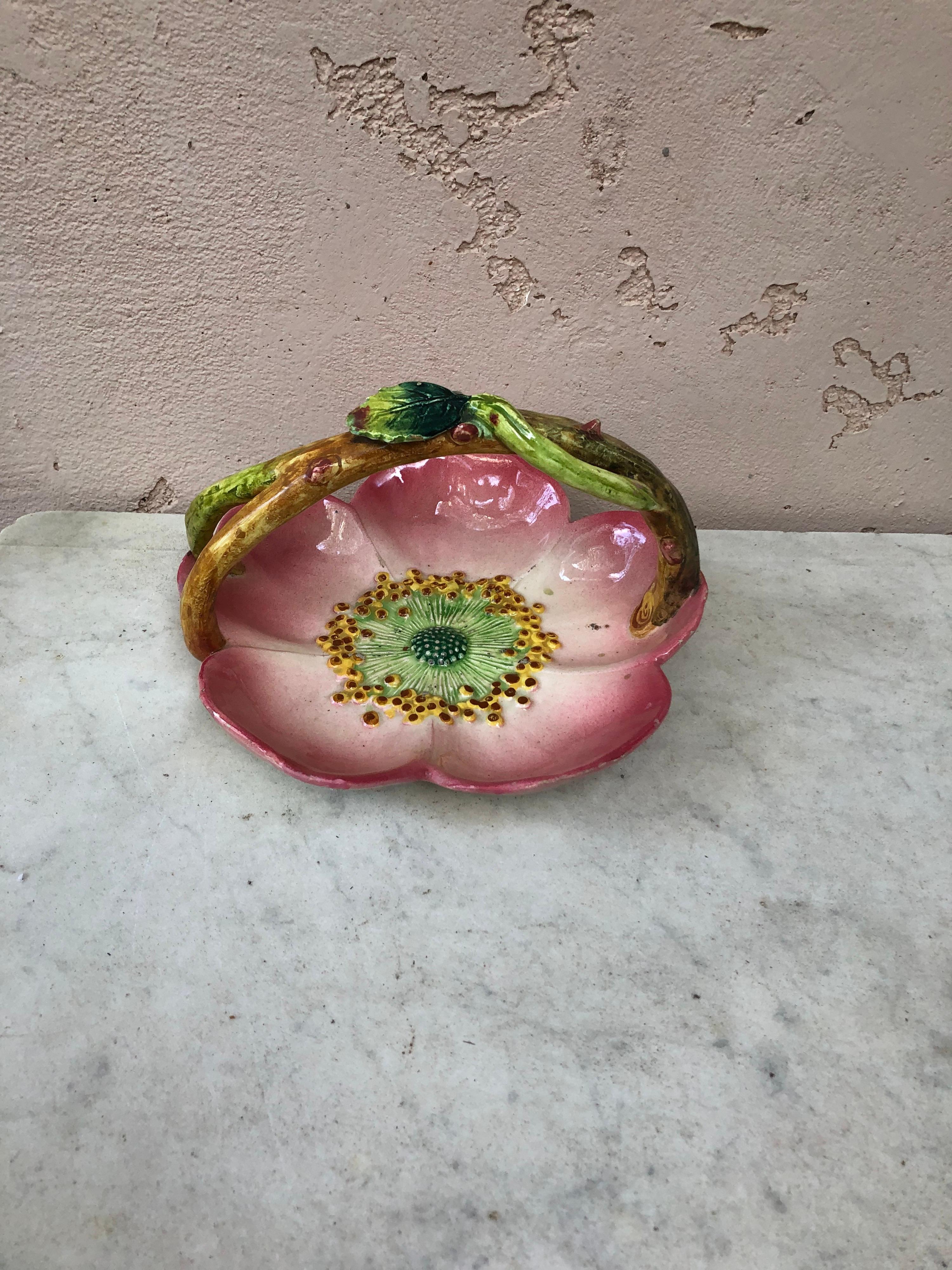 French Majolica Wild Rose Basket Delphin Massier, Circa 1890 In Good Condition For Sale In Austin, TX