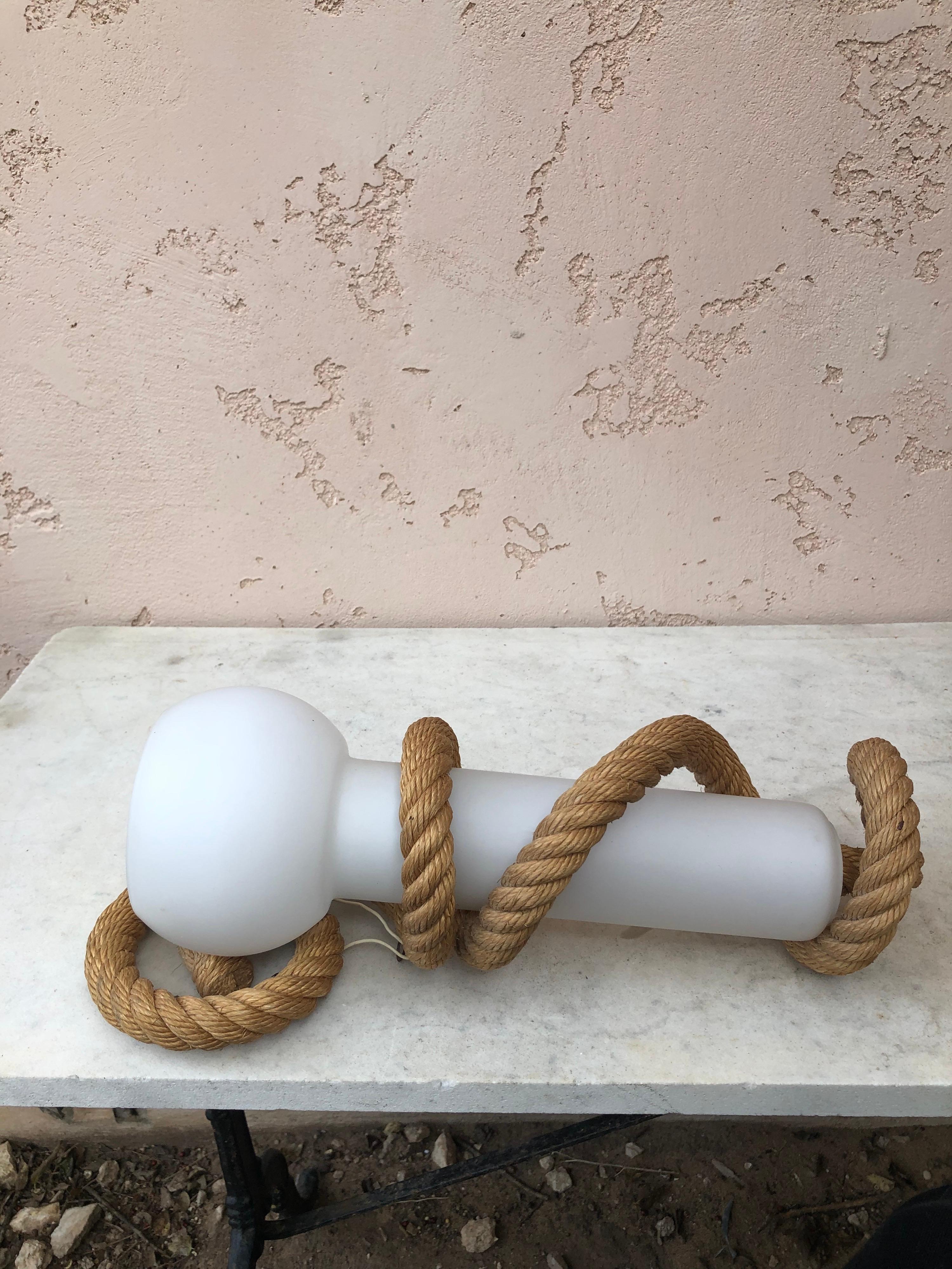 Adrien Audoux & Frida Minet Ungewöhnliche Seil-Leuchte aus der Jahrhundertmitte im Angebot 1