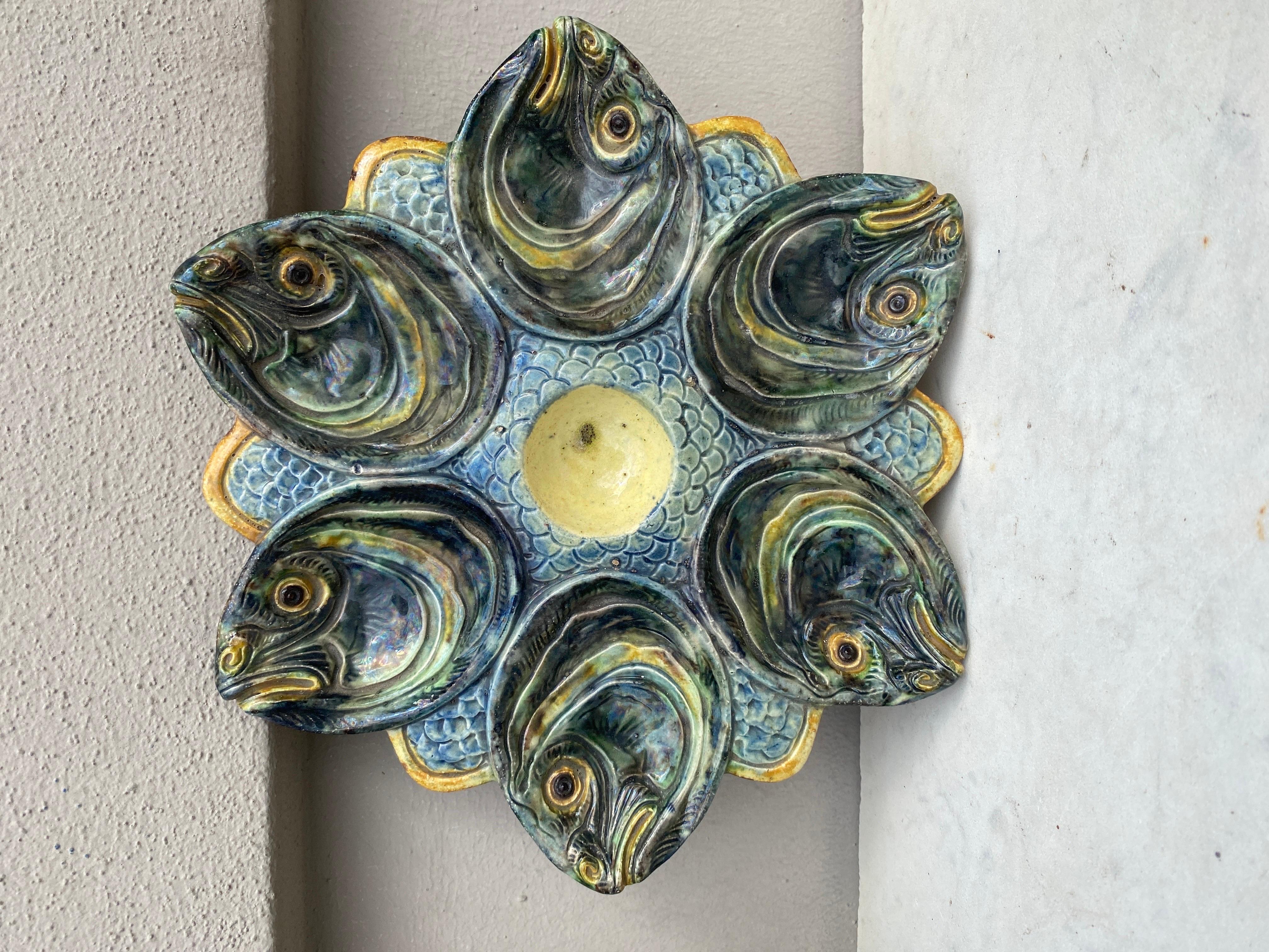 Majolica Palissy Fish Heads Oyster Plate Thomas Sergent, circa 1880 For Sale 2