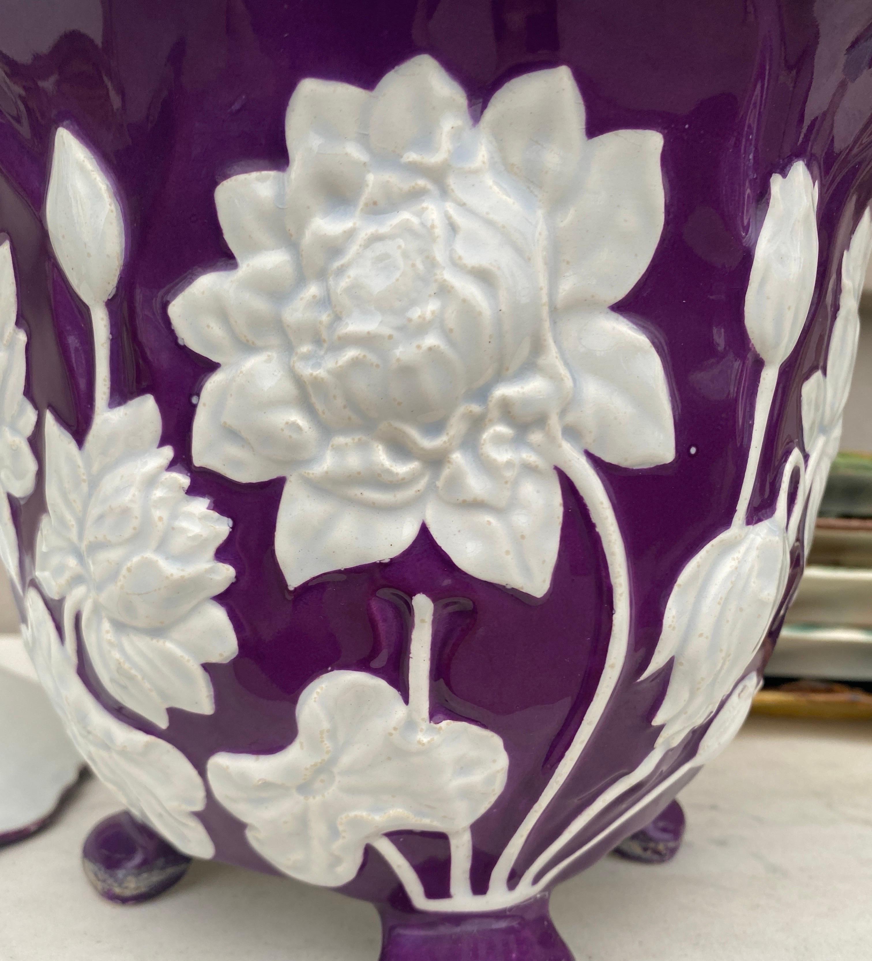 Faience French Majolica Water Lily Cache Pot Creil & Montereau, Circa 1890