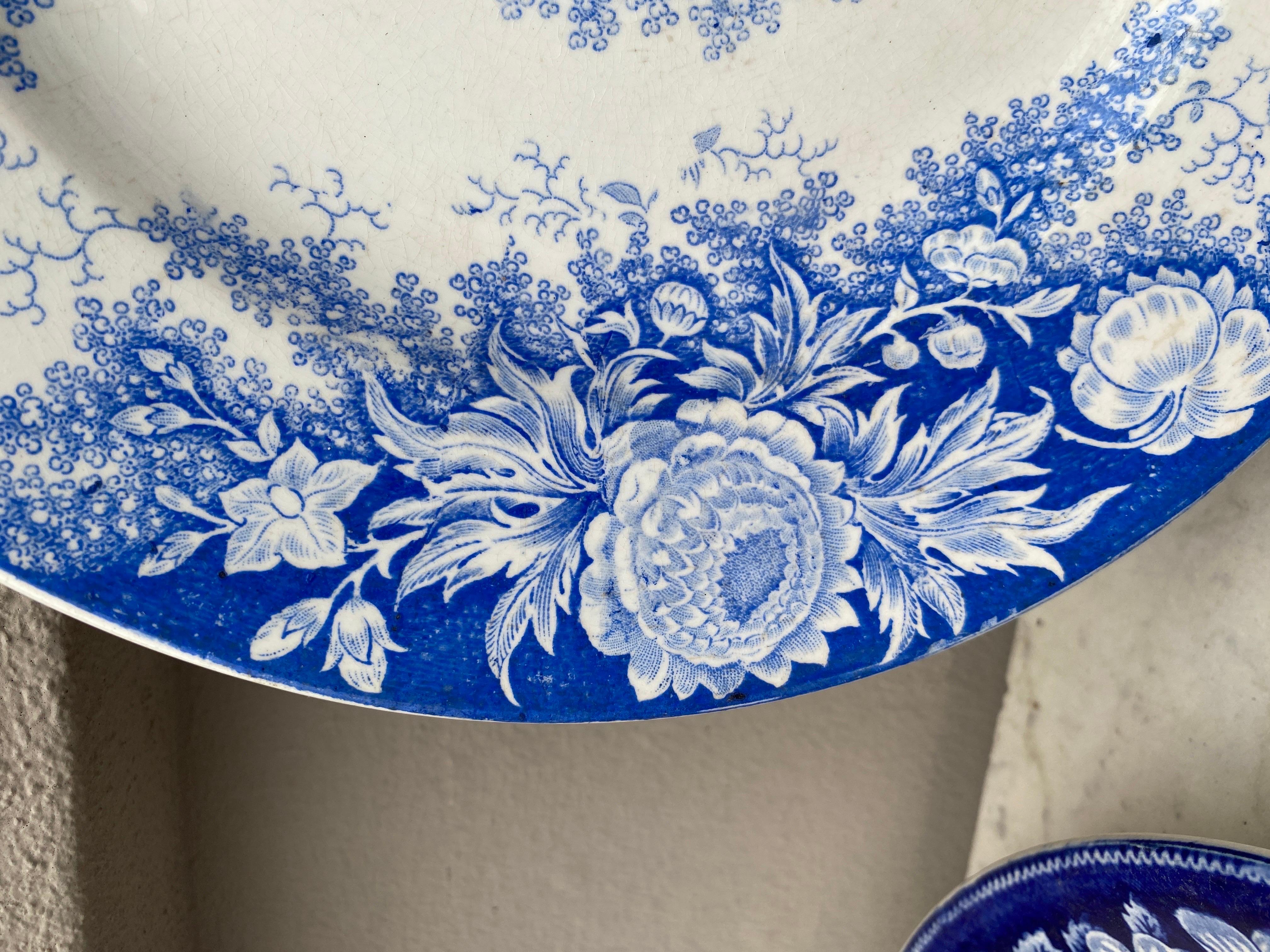 19th Century Large Blue & White Platter Jardiniere Sarreguemines For Sale 1