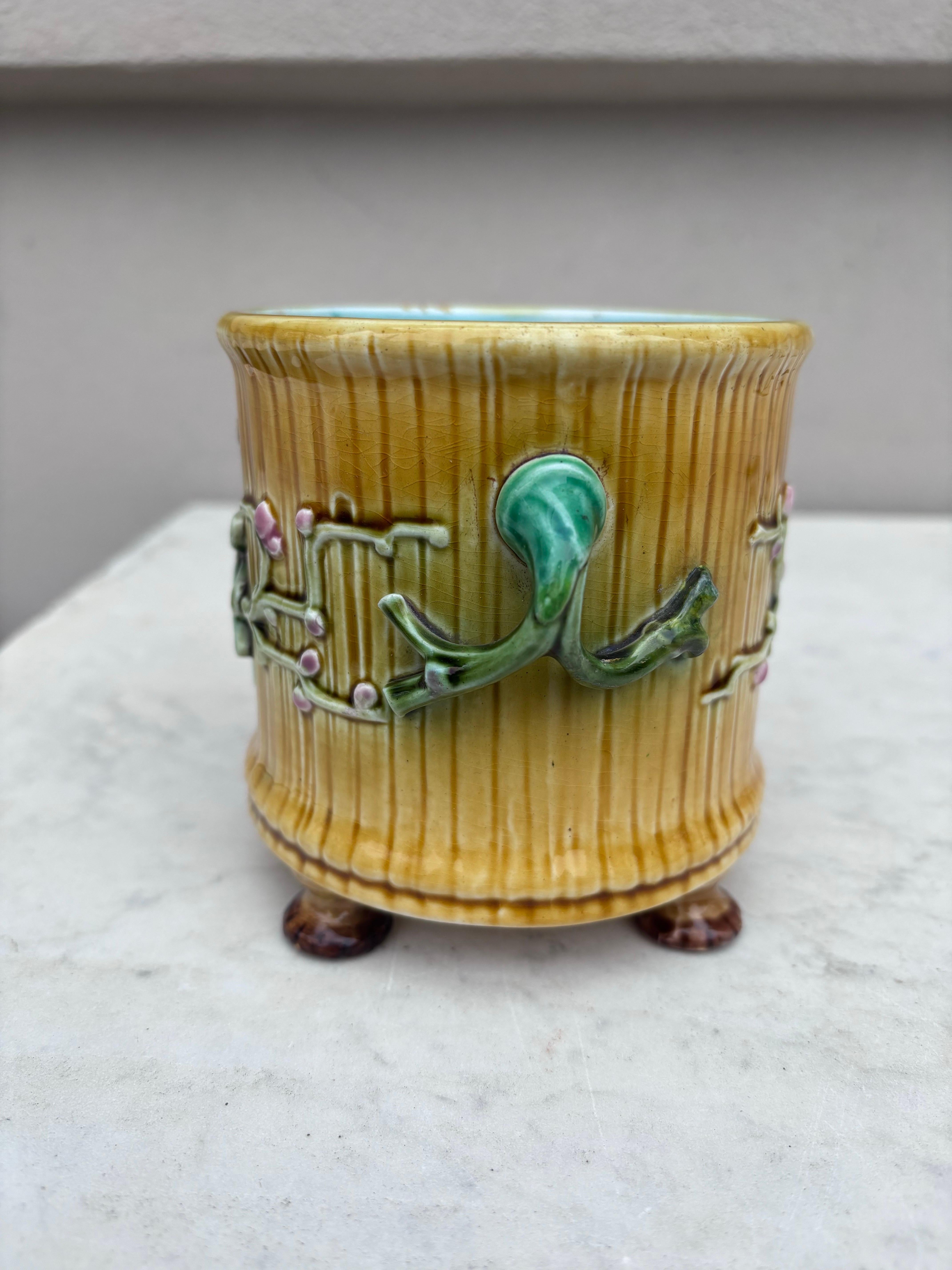 Ceramica Cache Pot in bambù maiolica del XIX secolo Sarreguemines in vendita