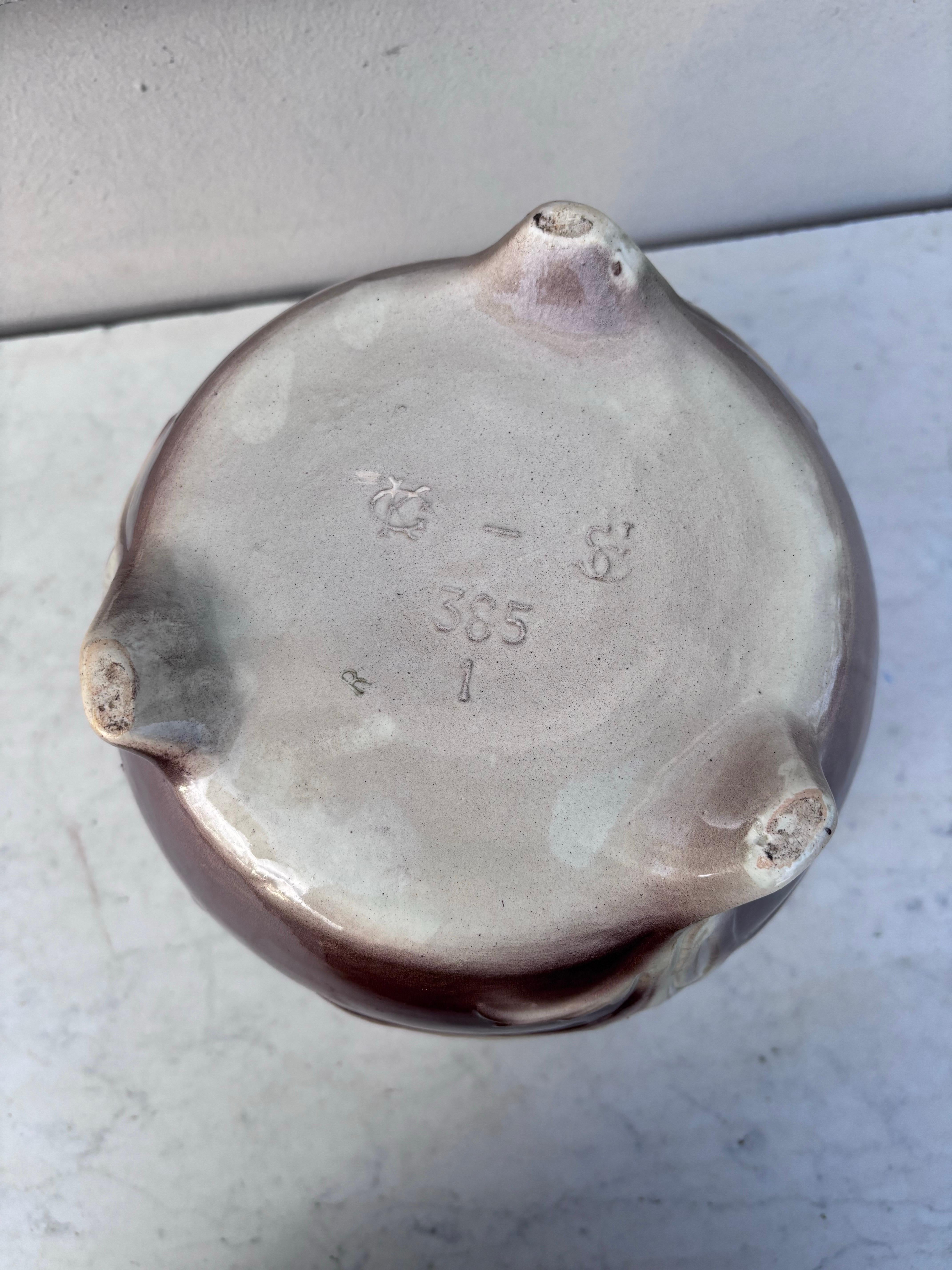 Cache pot de fleurs en majolique  Keller & Guerin A Clement, vers 1900 Bon état - En vente à Austin, TX