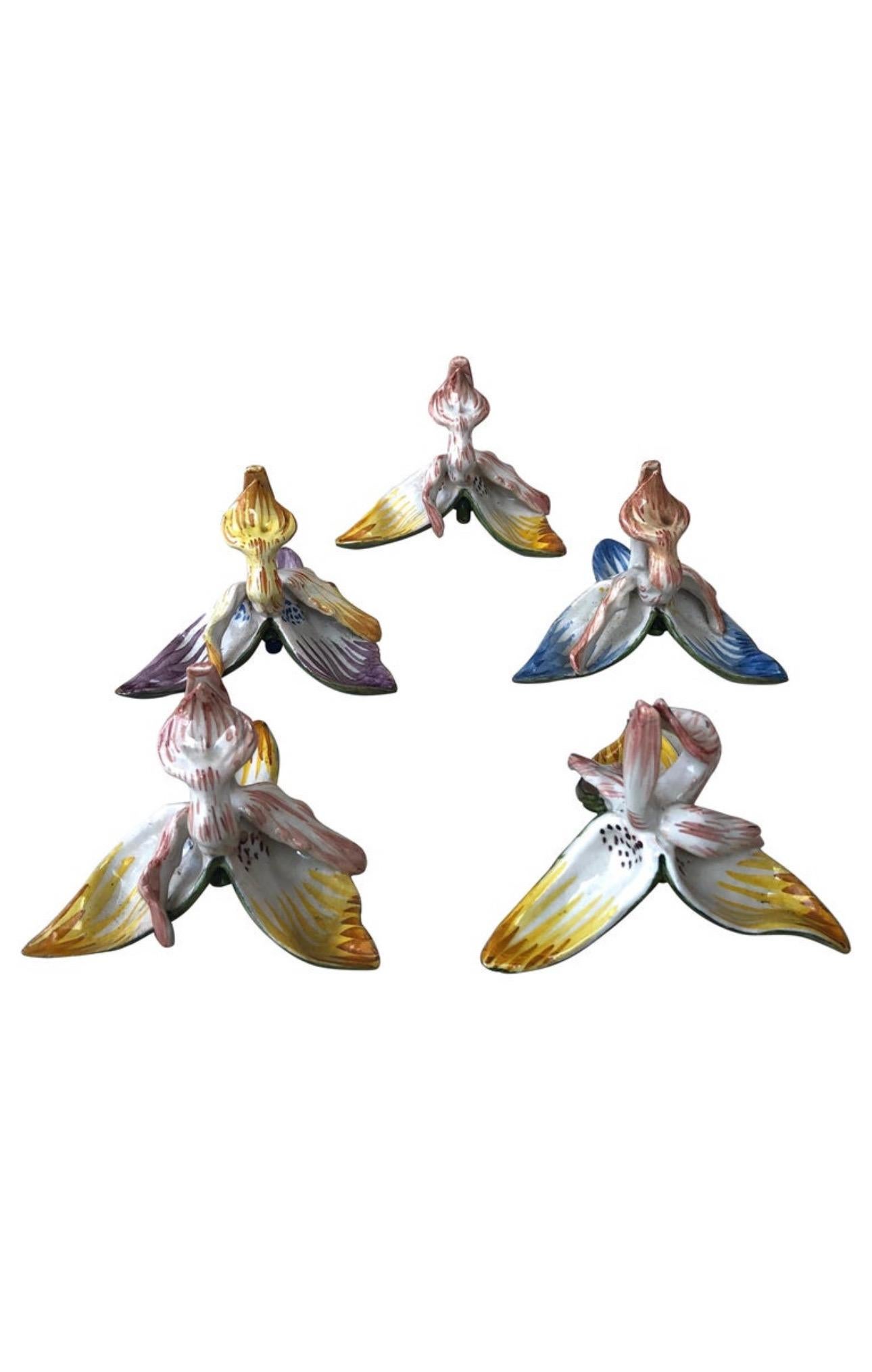 Small Majolica Orchid Cache Pot Fives Lille, circa 1890 For Sale 1