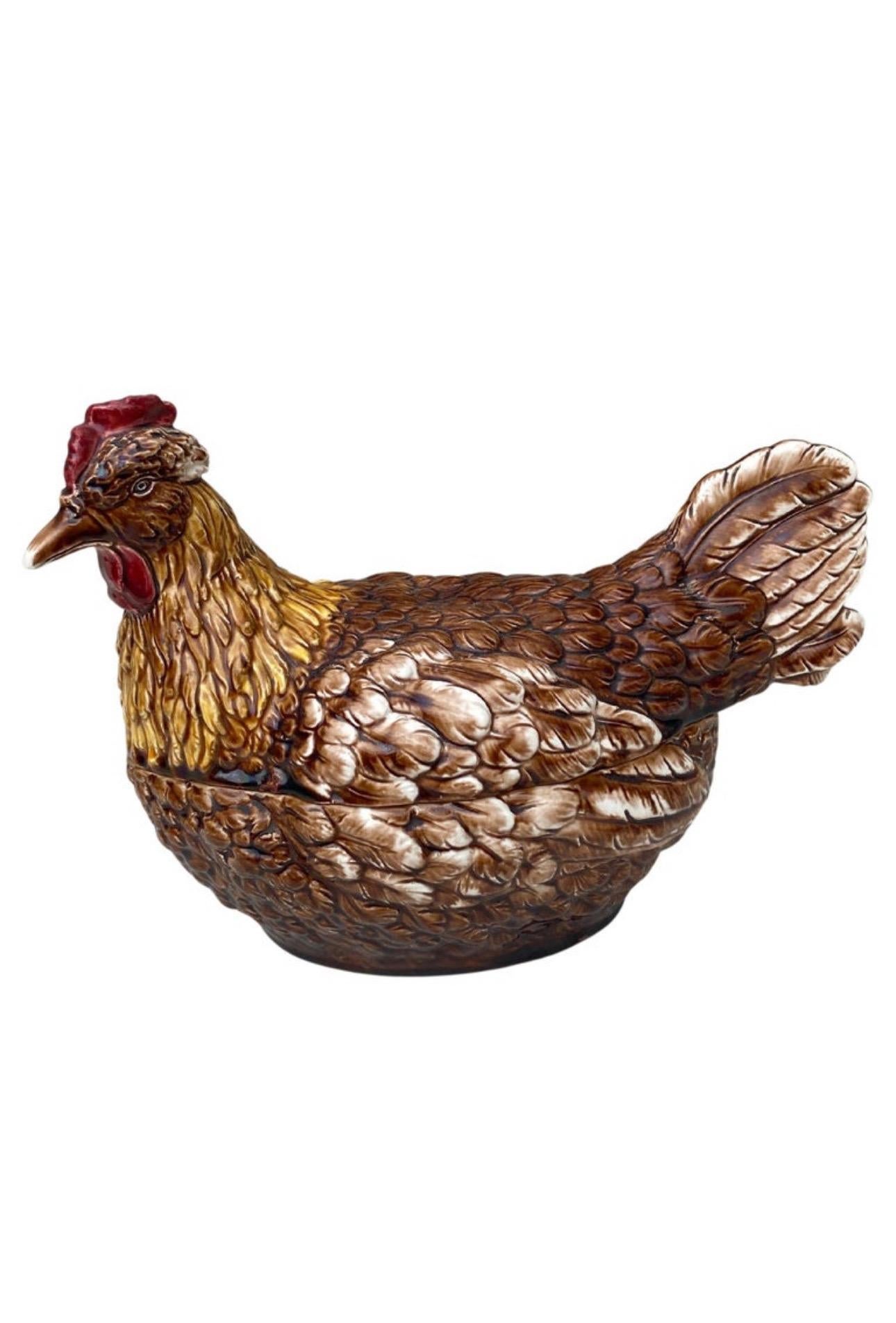 Vaso a gallina in maiolica francese del XIX secolo Jerome Massier in vendita 3