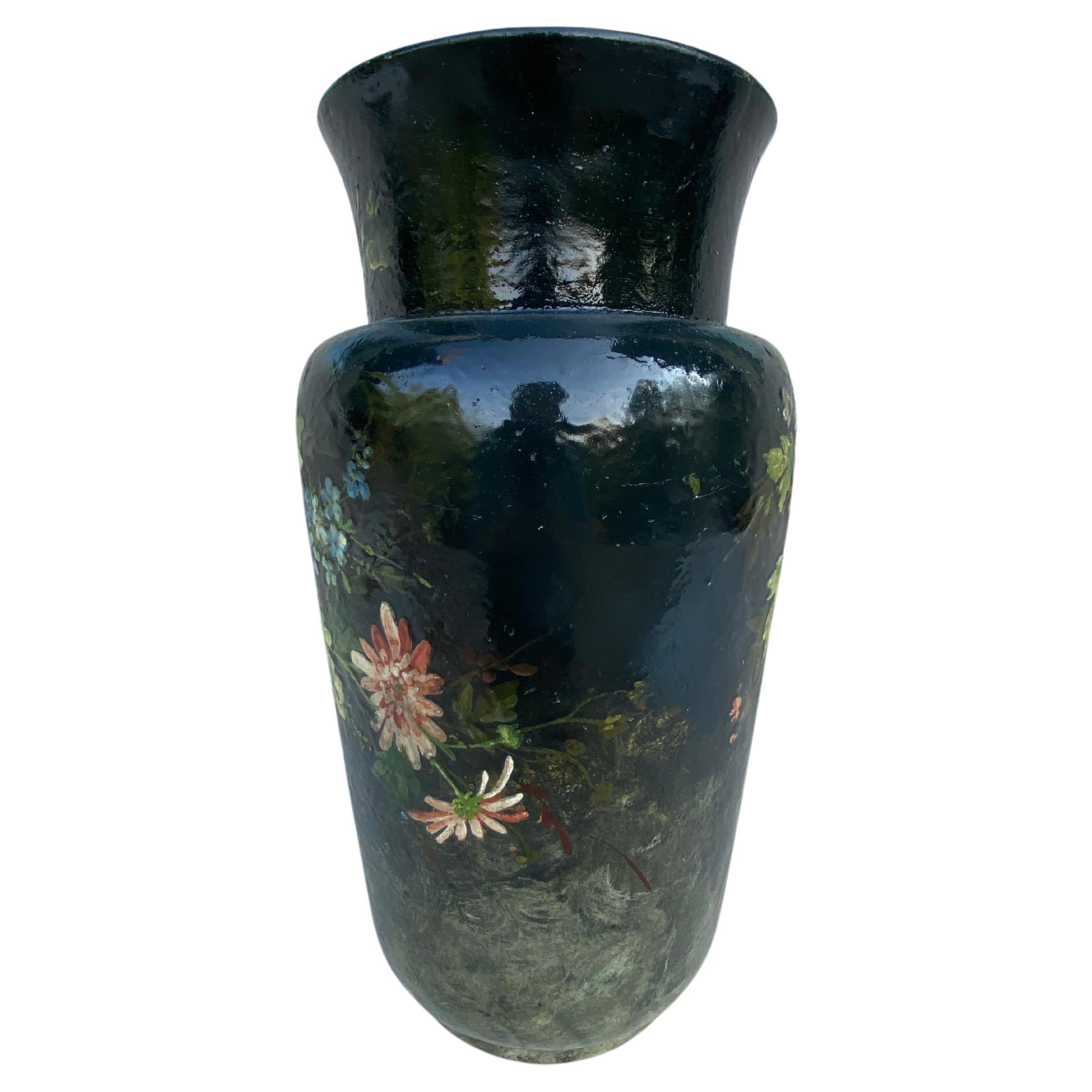 Große französische Majolika-Vase mit Blumen von Edouard Gilles, um 1880 (Keramik) im Angebot