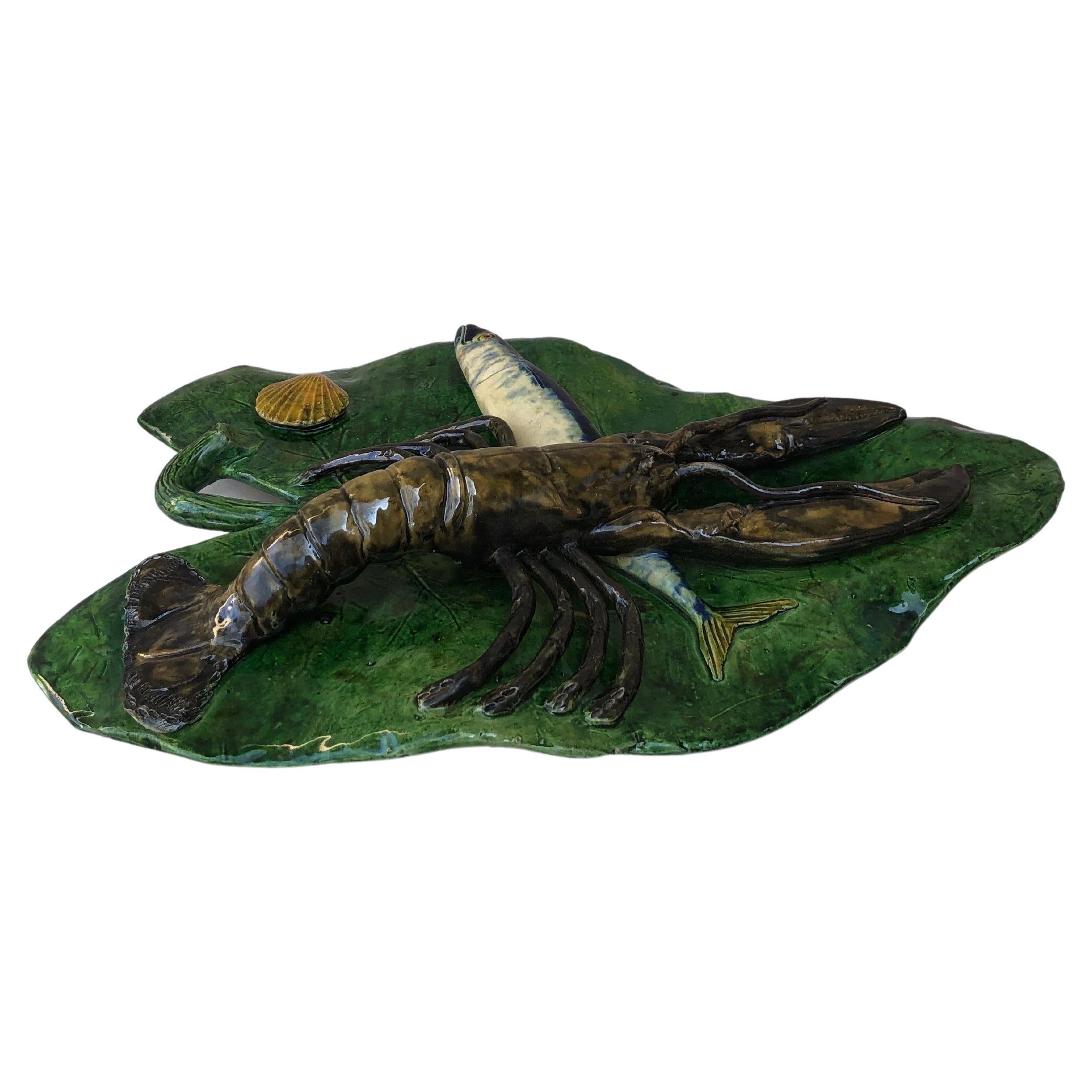 Large 19th century Majolica Palissy leaf wall fish & lobster platter Alfred Renoleau.
Signed Polakowski & Cie, Roumazieres.
Angouleme (France).