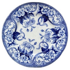 Assiette à dessert bleue et blanche du 19ème siècle Flora Creil & Montereau