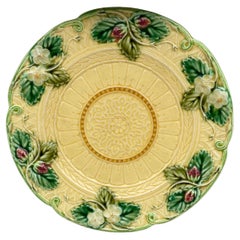 Majolica Strawberries Plate Sarreguemines, circa 1880