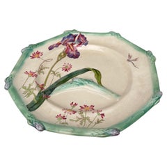 Assiette à asperges Iris Longchamp du 19ème siècle
