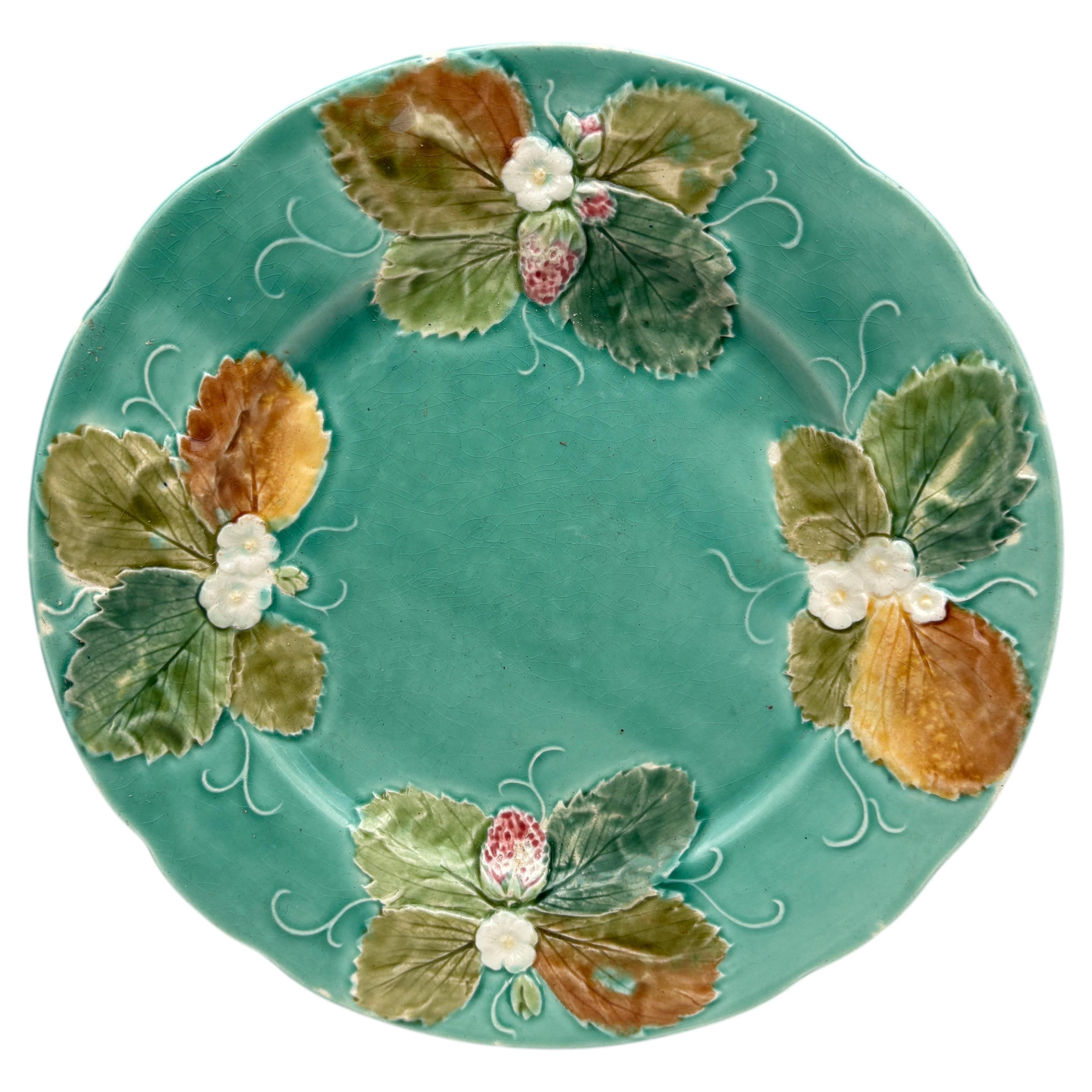 French Majolica Strawberries Plate Luneville, circa 1880